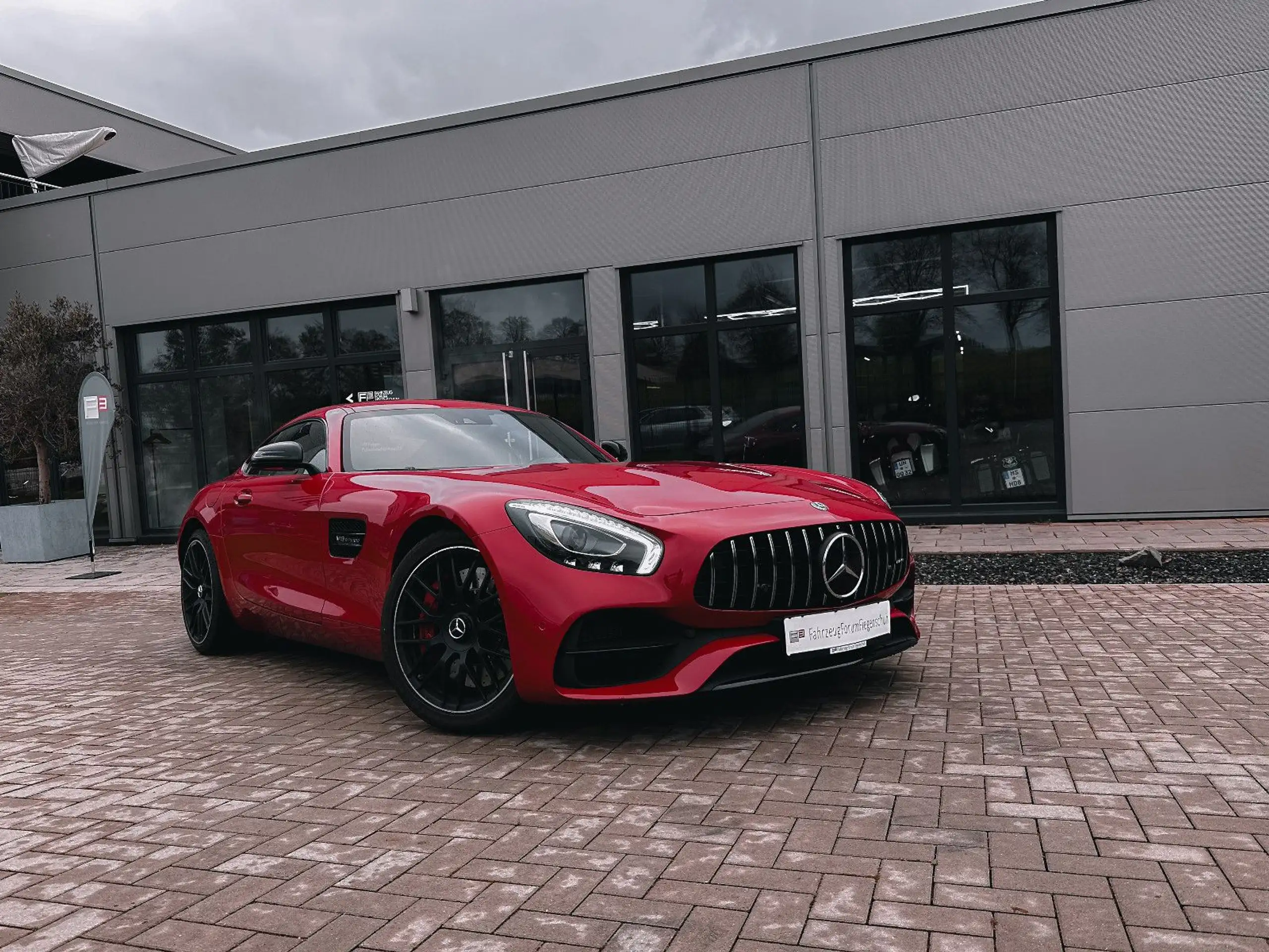 Mercedes-Benz - AMG GT