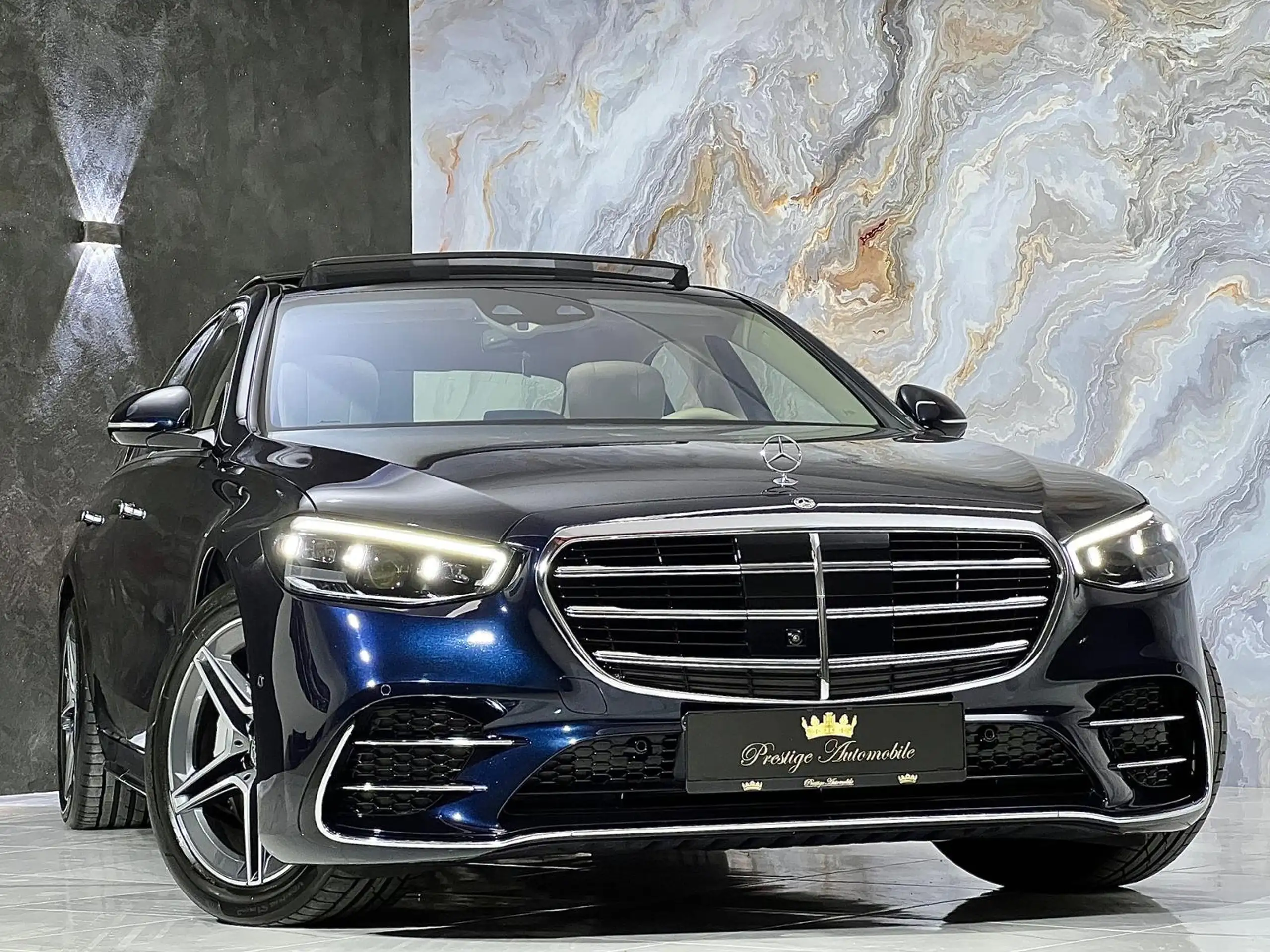 Mercedes-Benz - S 500