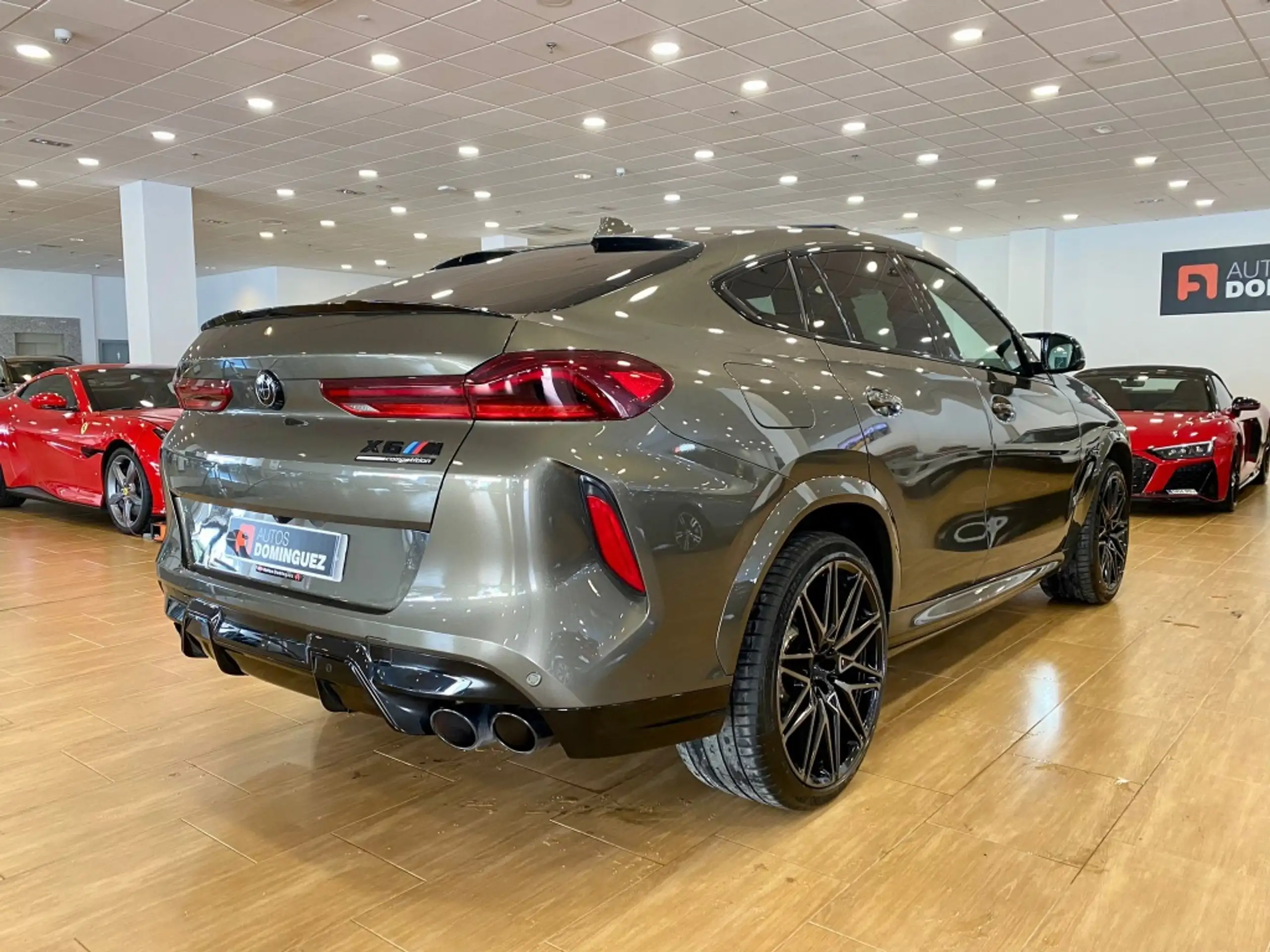 BMW - X6 M