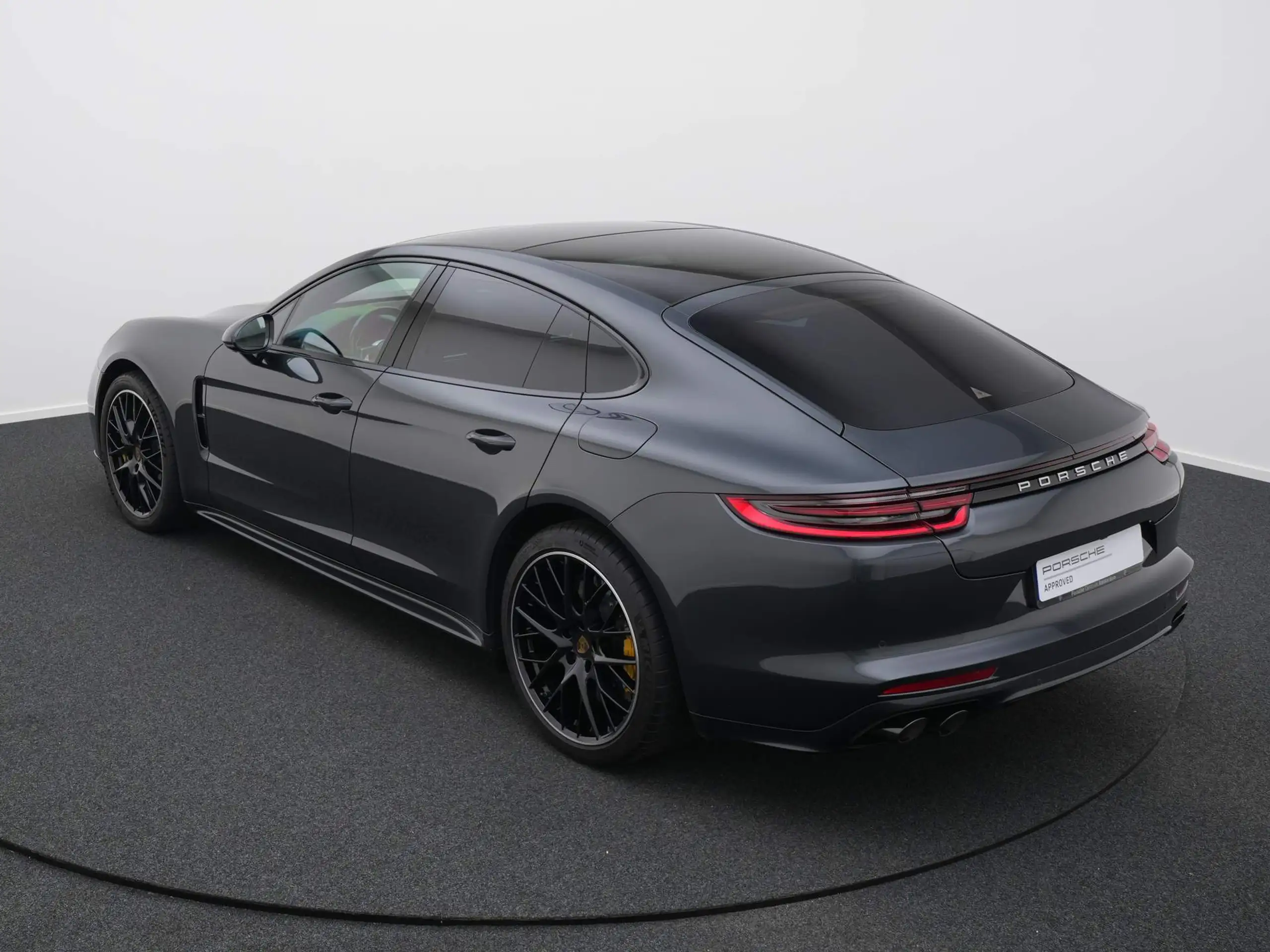 Porsche - Panamera