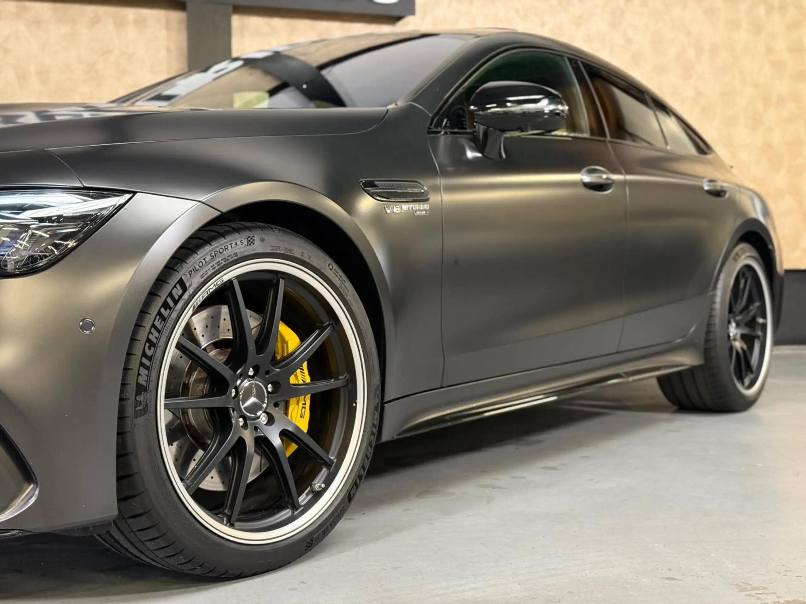 Mercedes-Benz - AMG GT