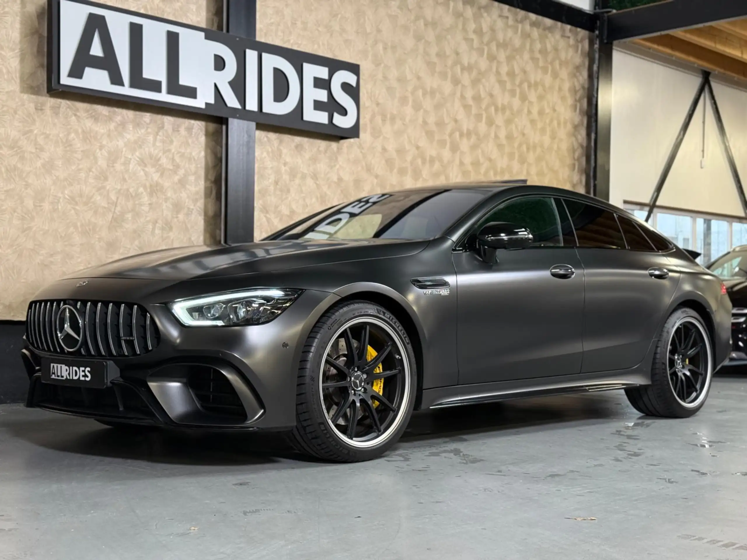 Mercedes-Benz - AMG GT