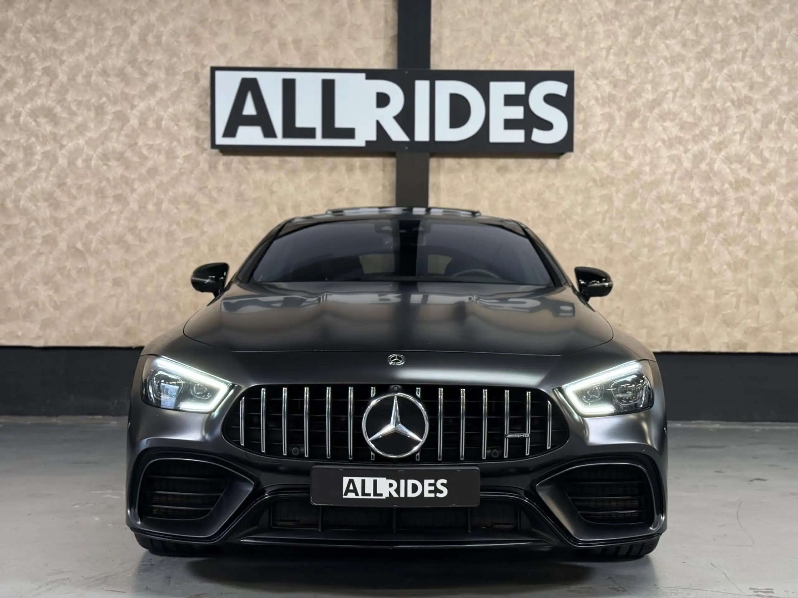 Mercedes-Benz - AMG GT