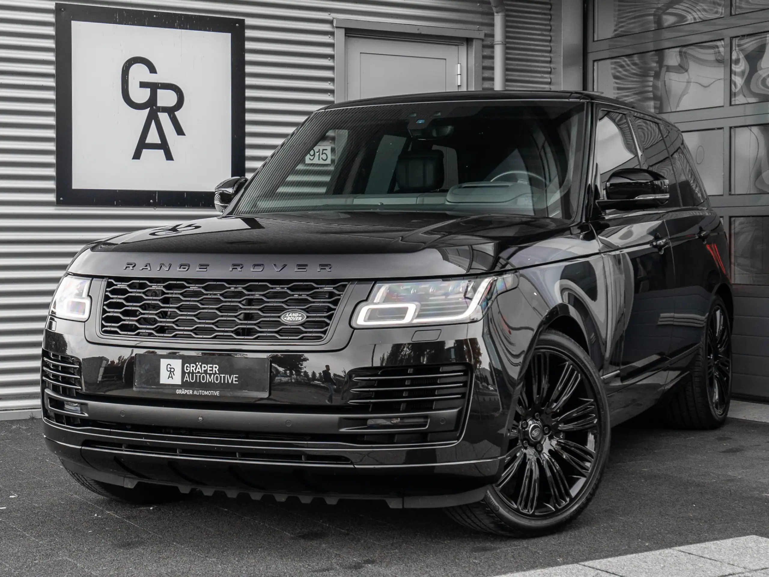 Land Rover - Range Rover