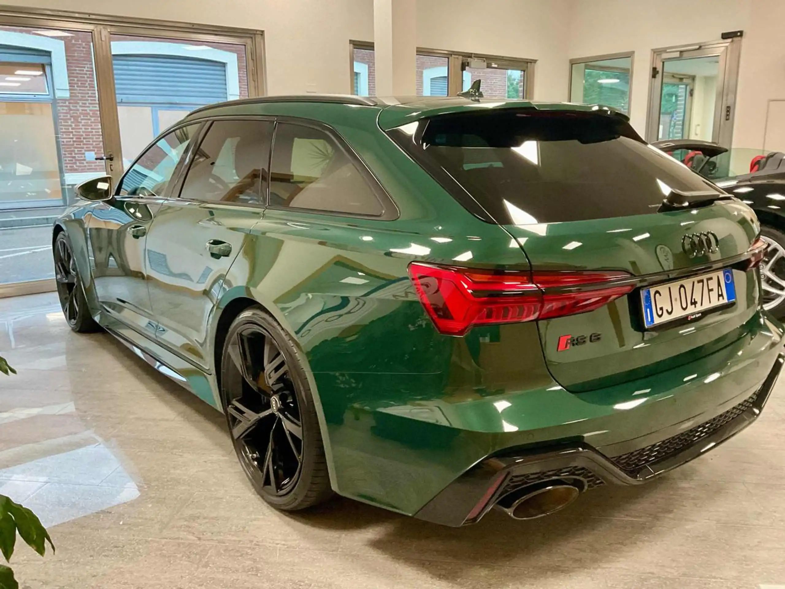 Audi - RS6