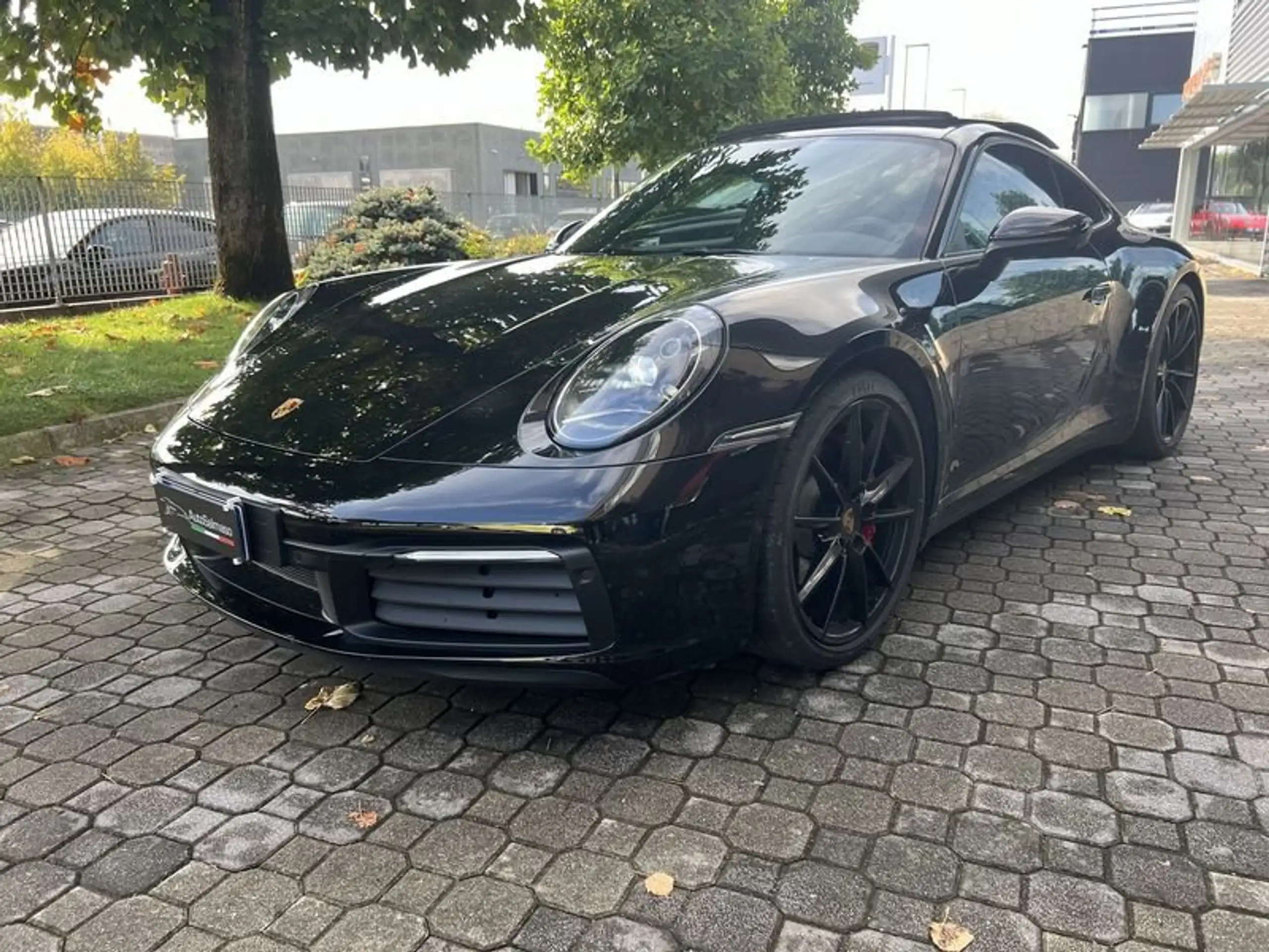 Porsche - 911