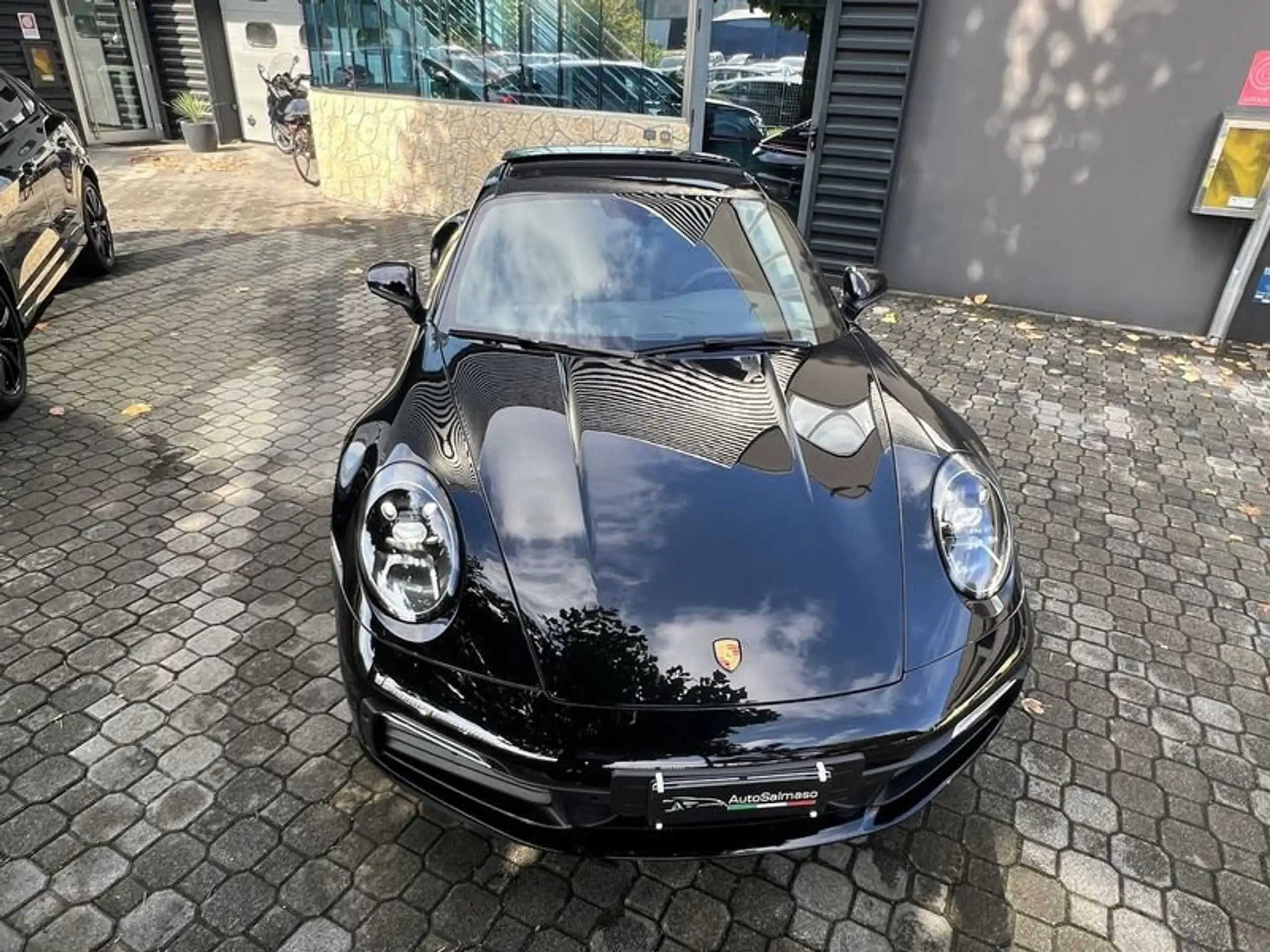 Porsche - 911