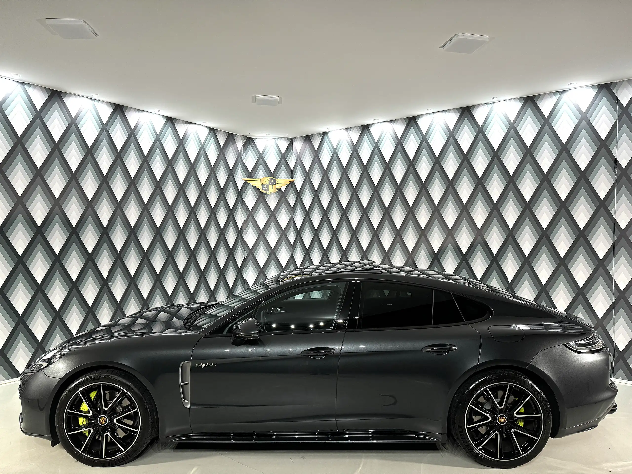 Porsche - Panamera