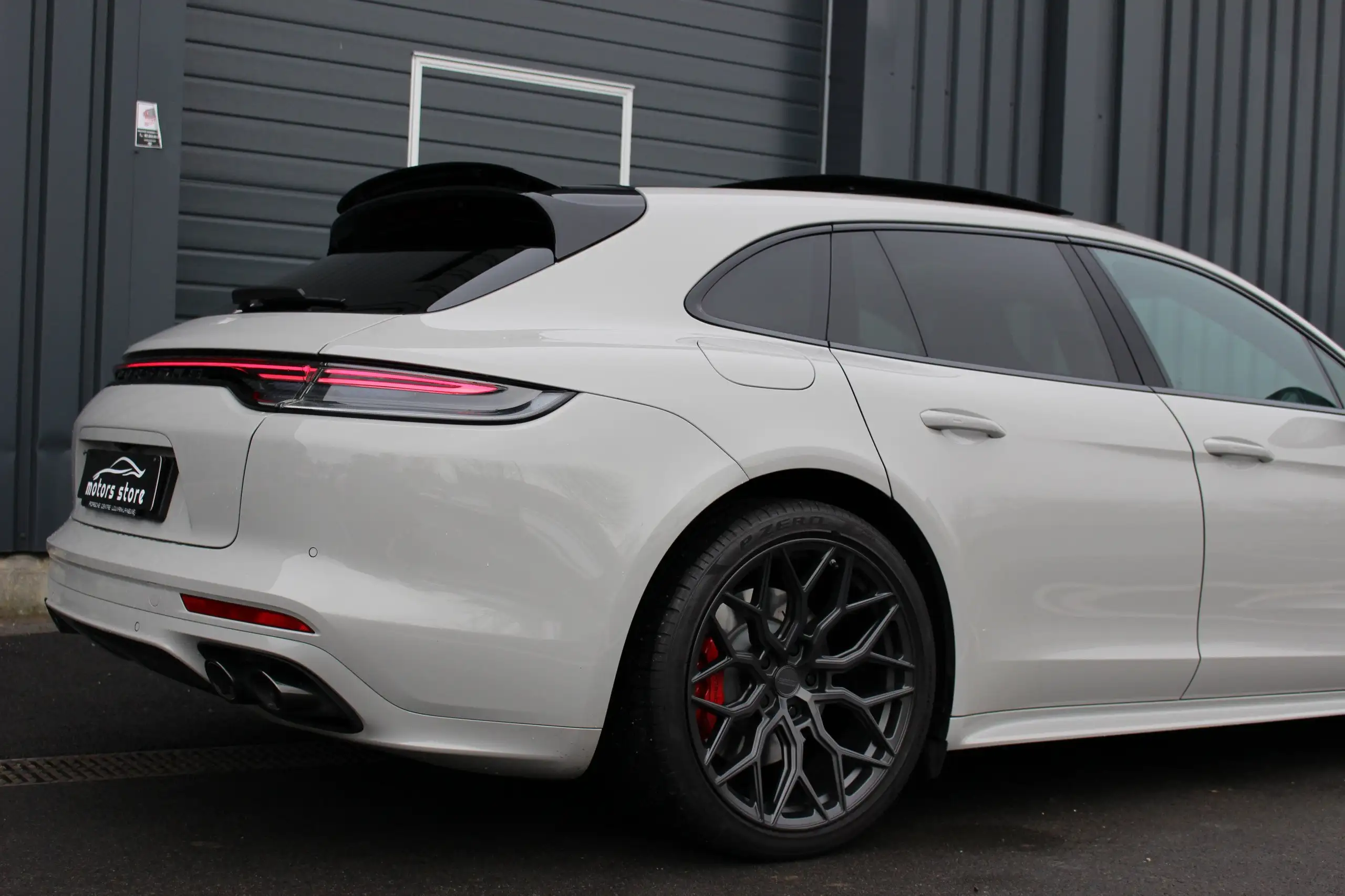 Porsche - Panamera