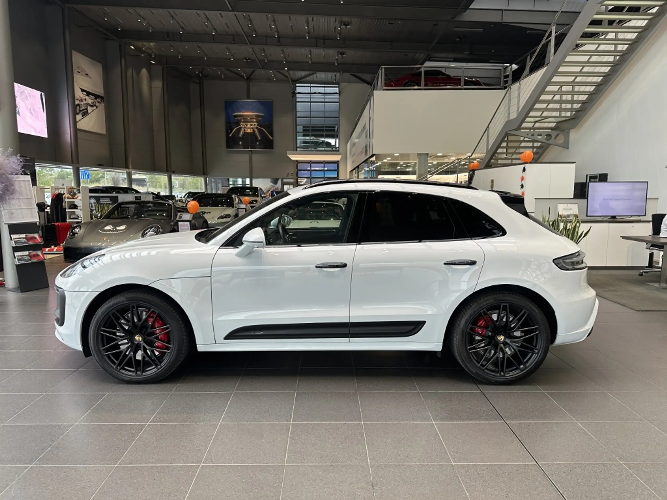 Porsche - Macan