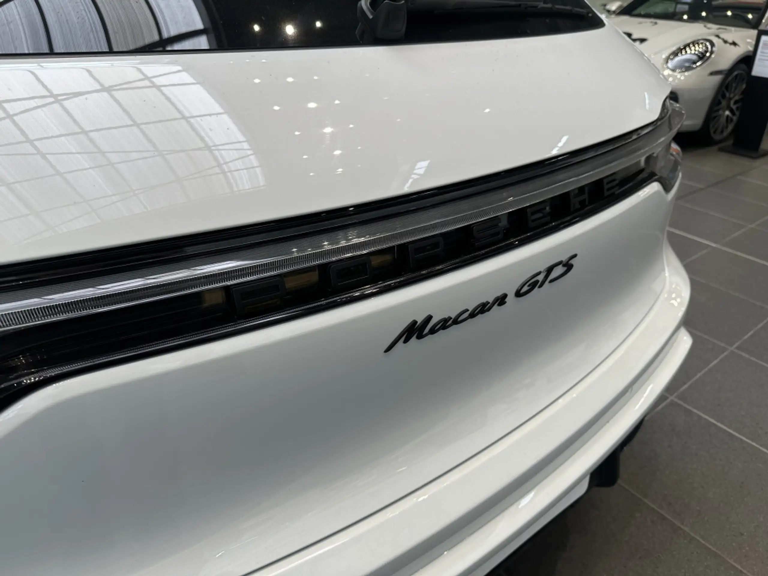 Porsche - Macan