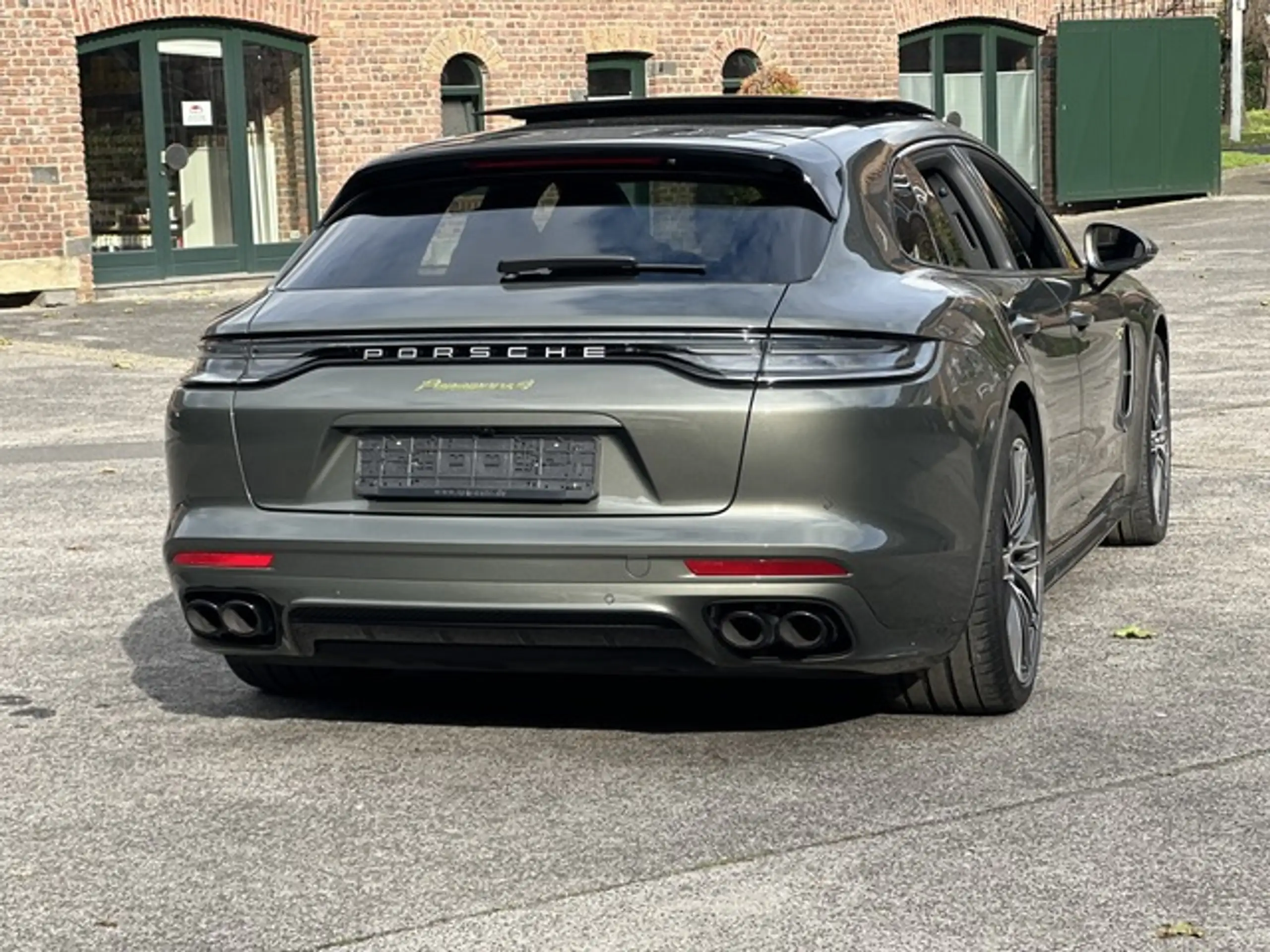 Porsche - Panamera