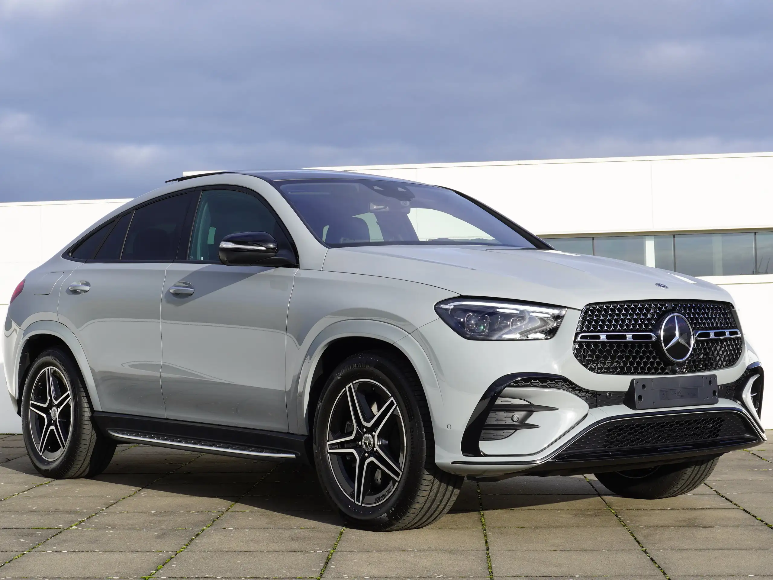 Mercedes-Benz - GLE 350