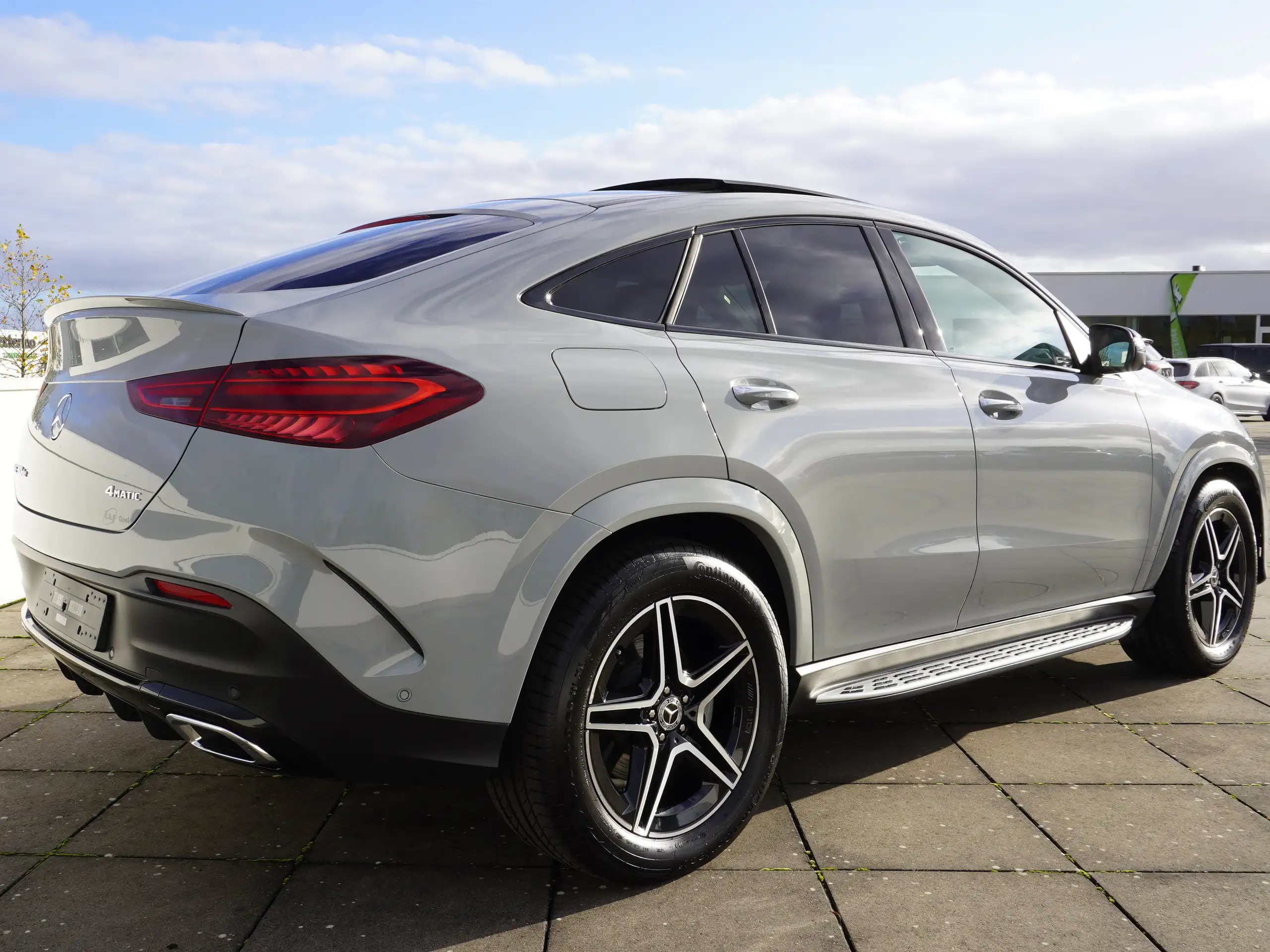 Mercedes-Benz - GLE 350