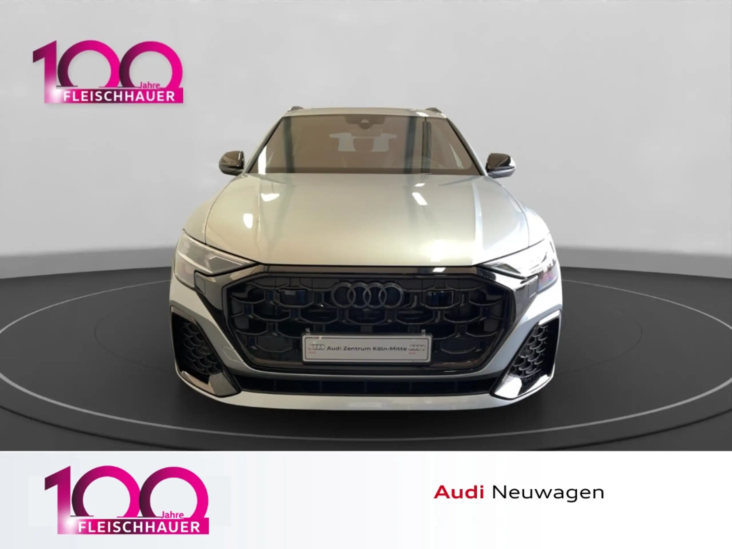 Audi - Q8