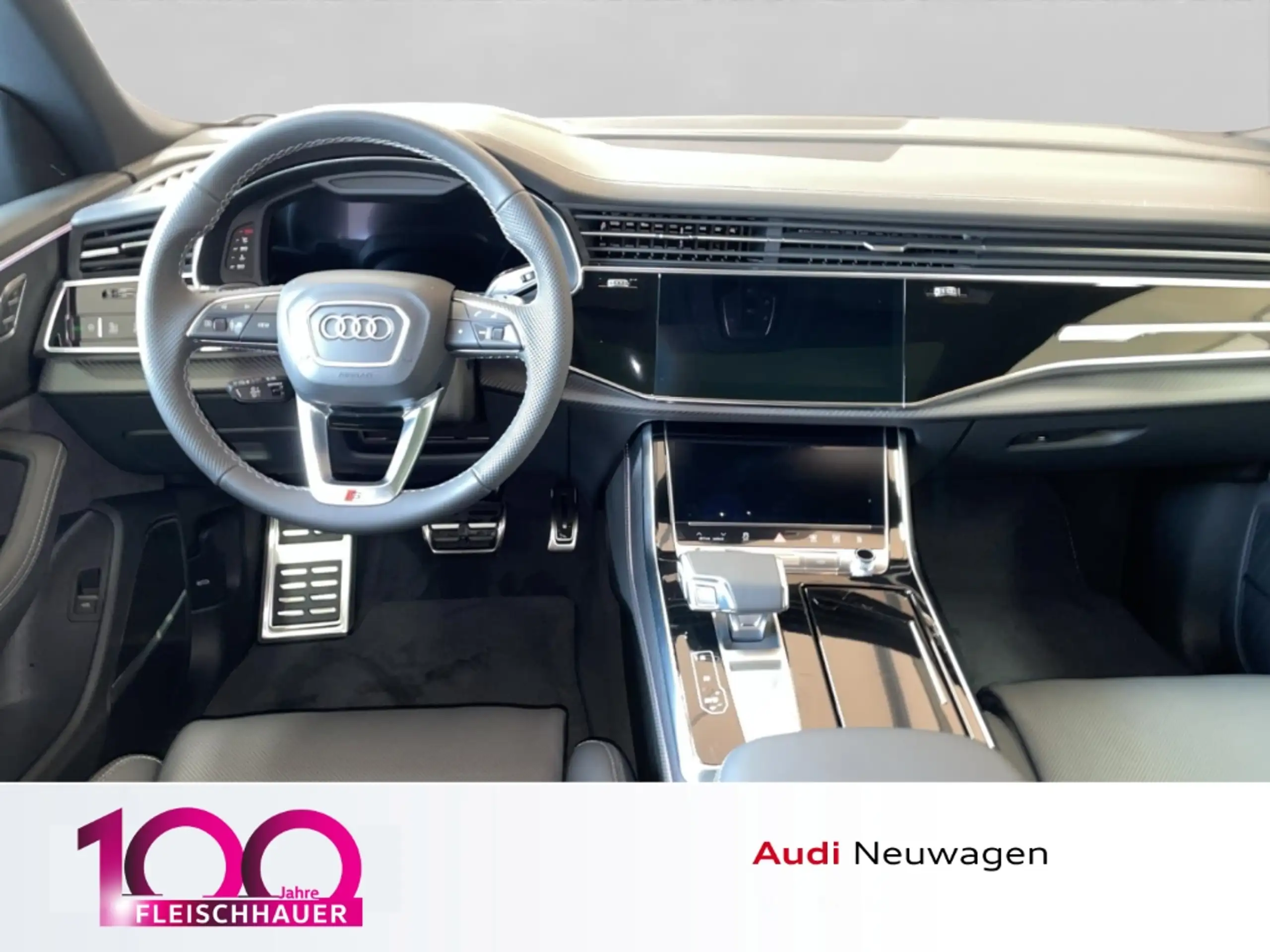 Audi - Q8