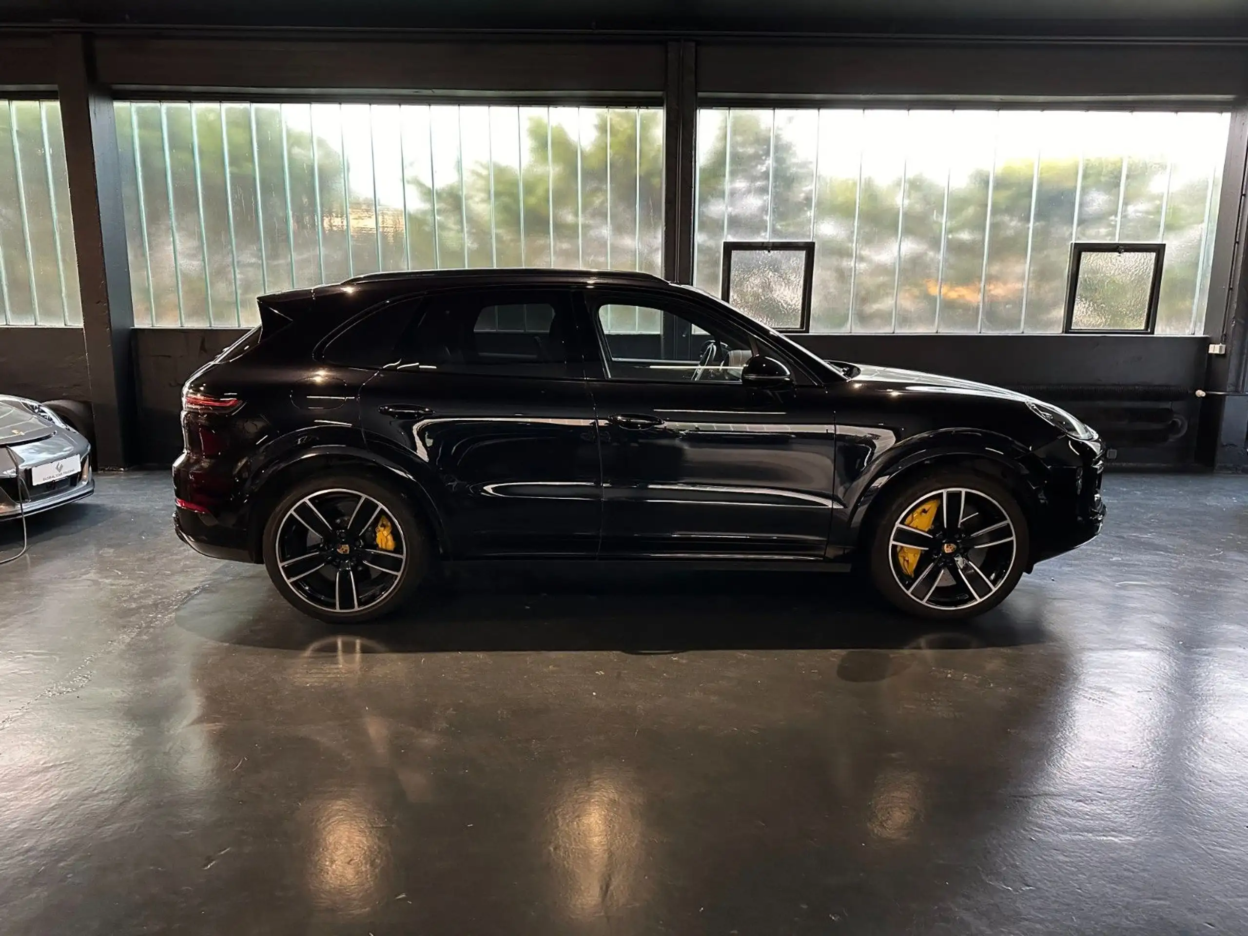 Porsche - Cayenne