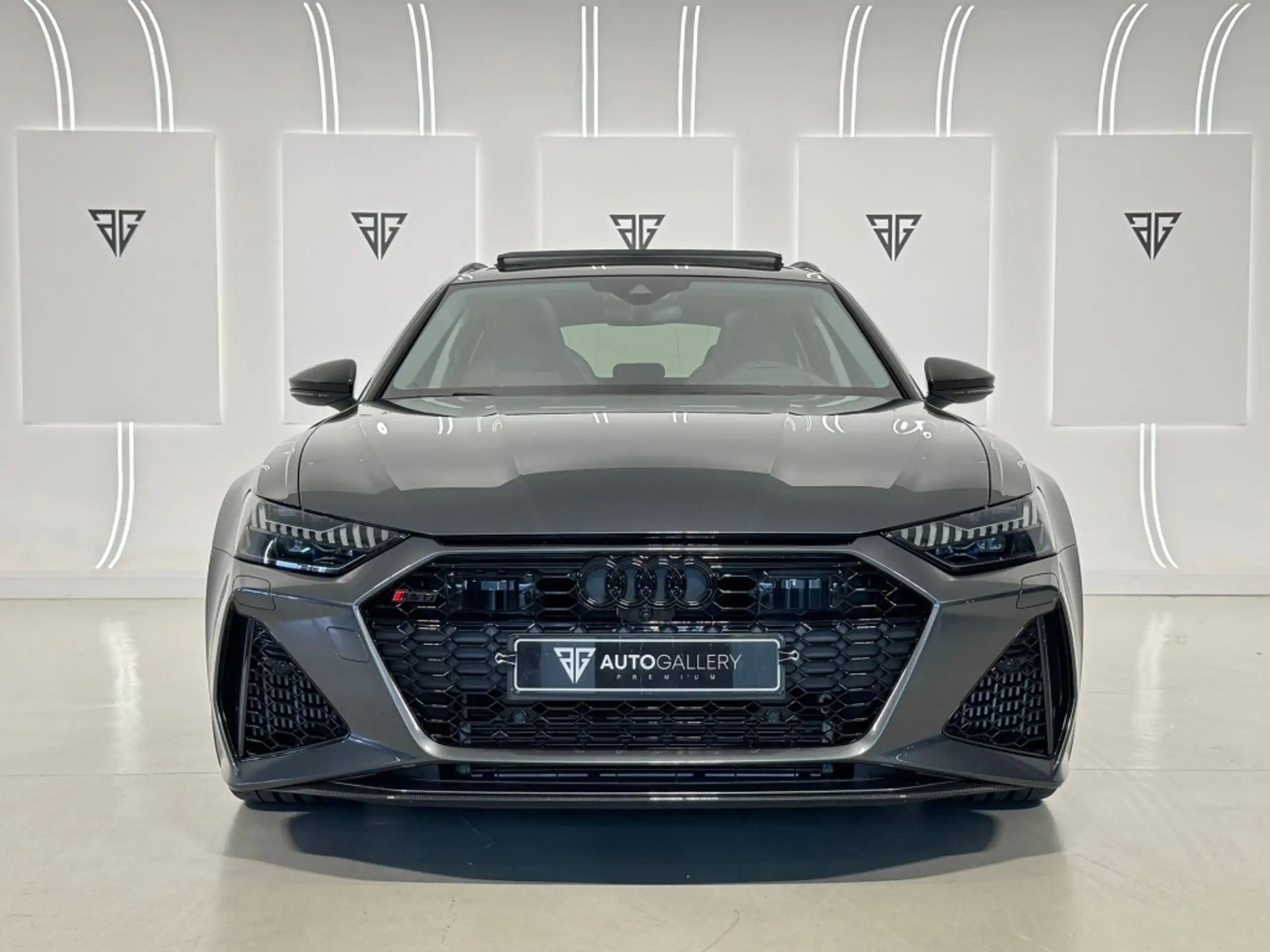 Audi - RS6