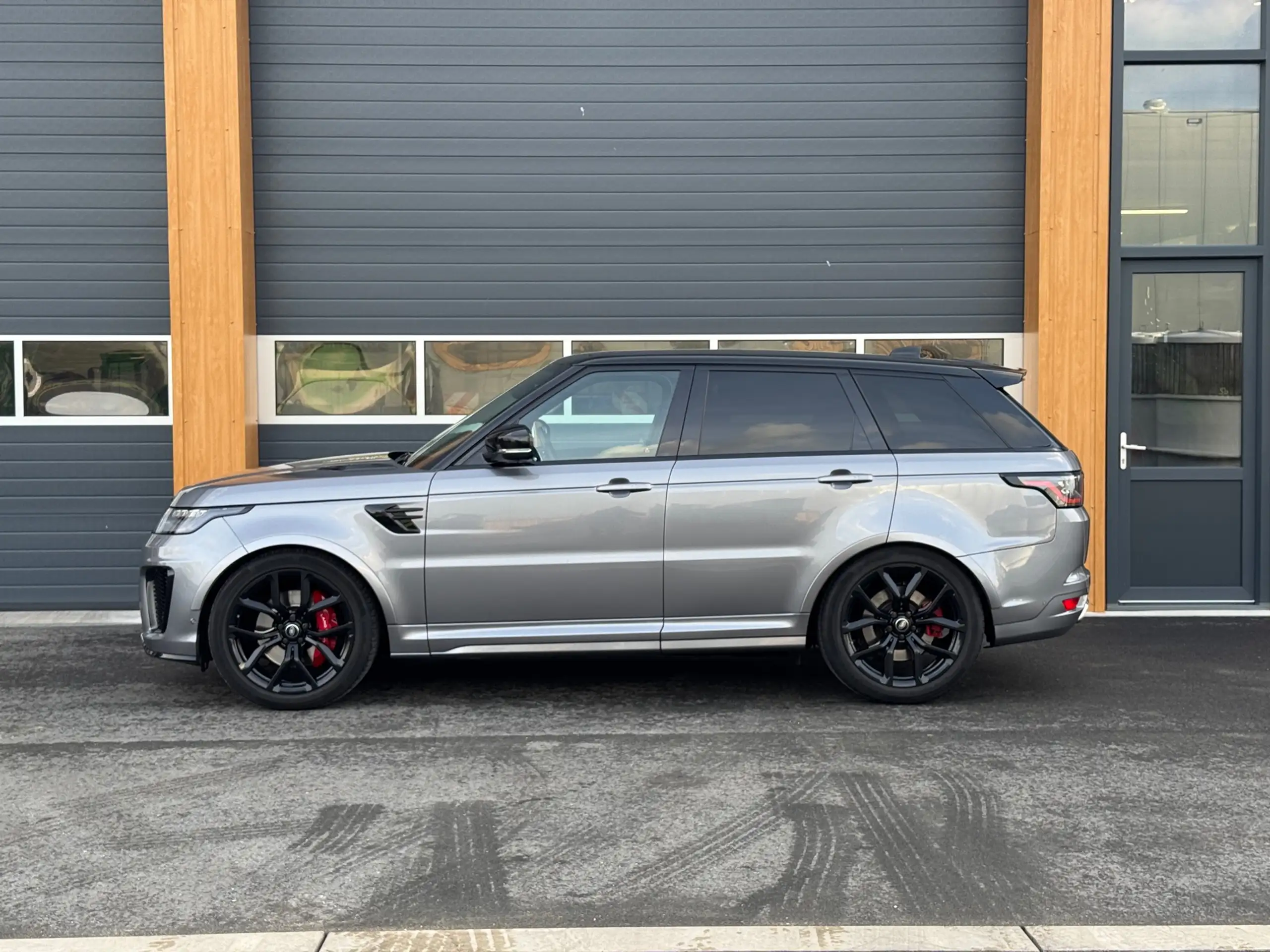 Land Rover - Range Rover Sport