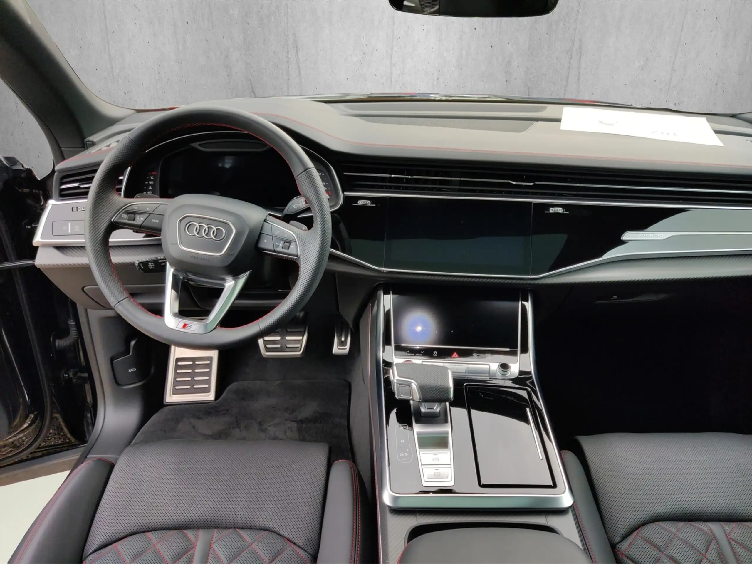 Audi - SQ8