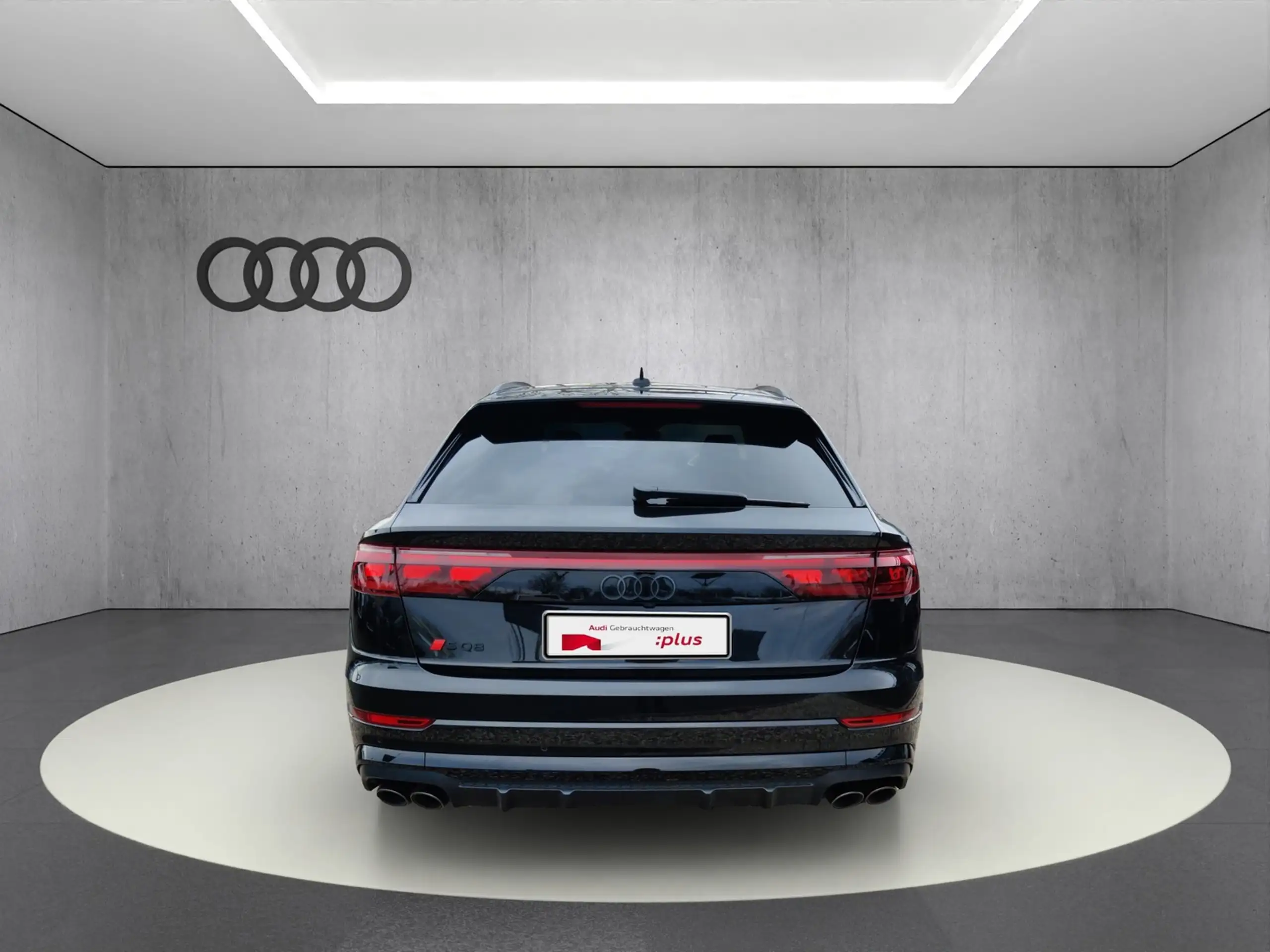 Audi - SQ8