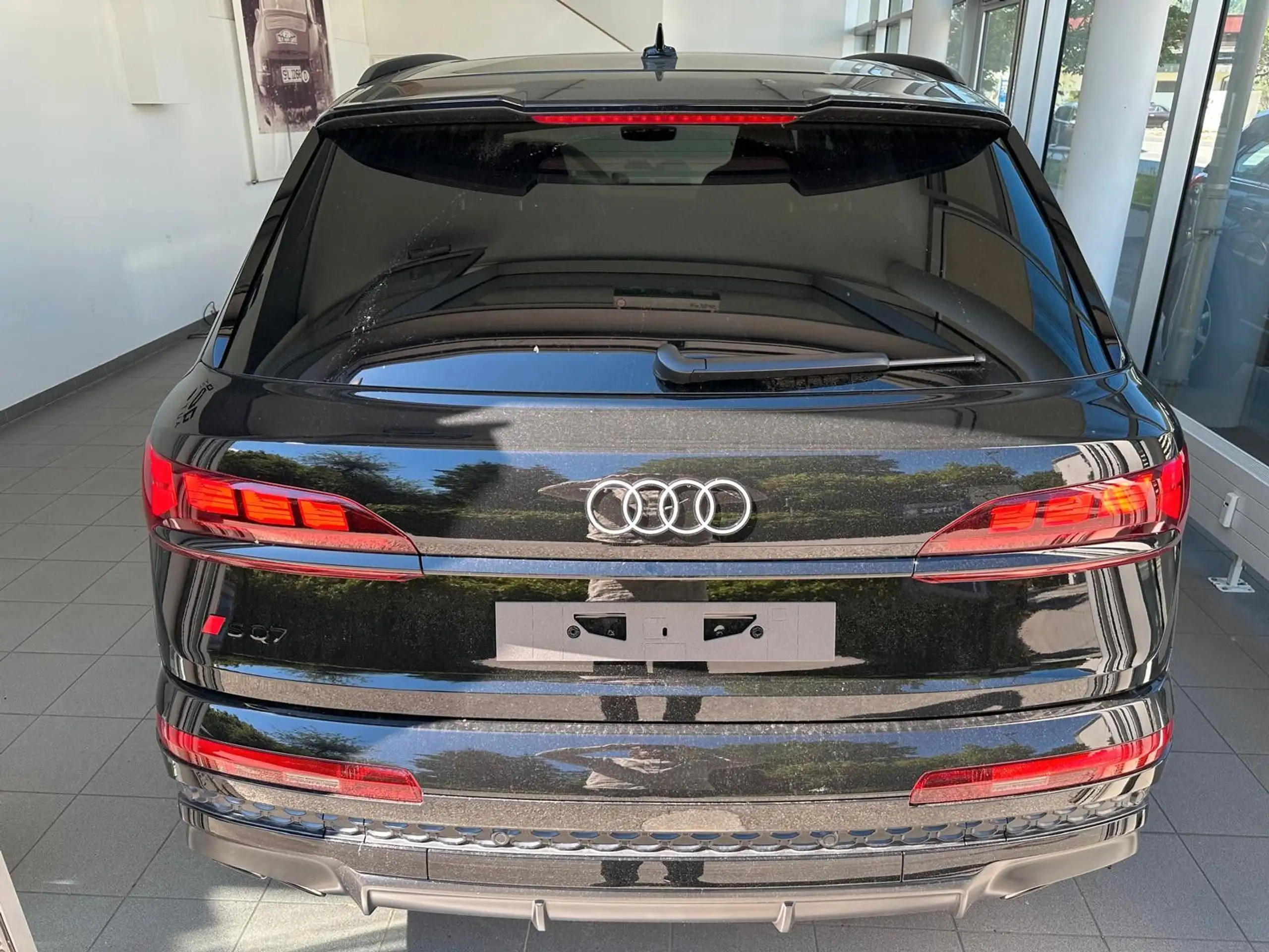 Audi - SQ7