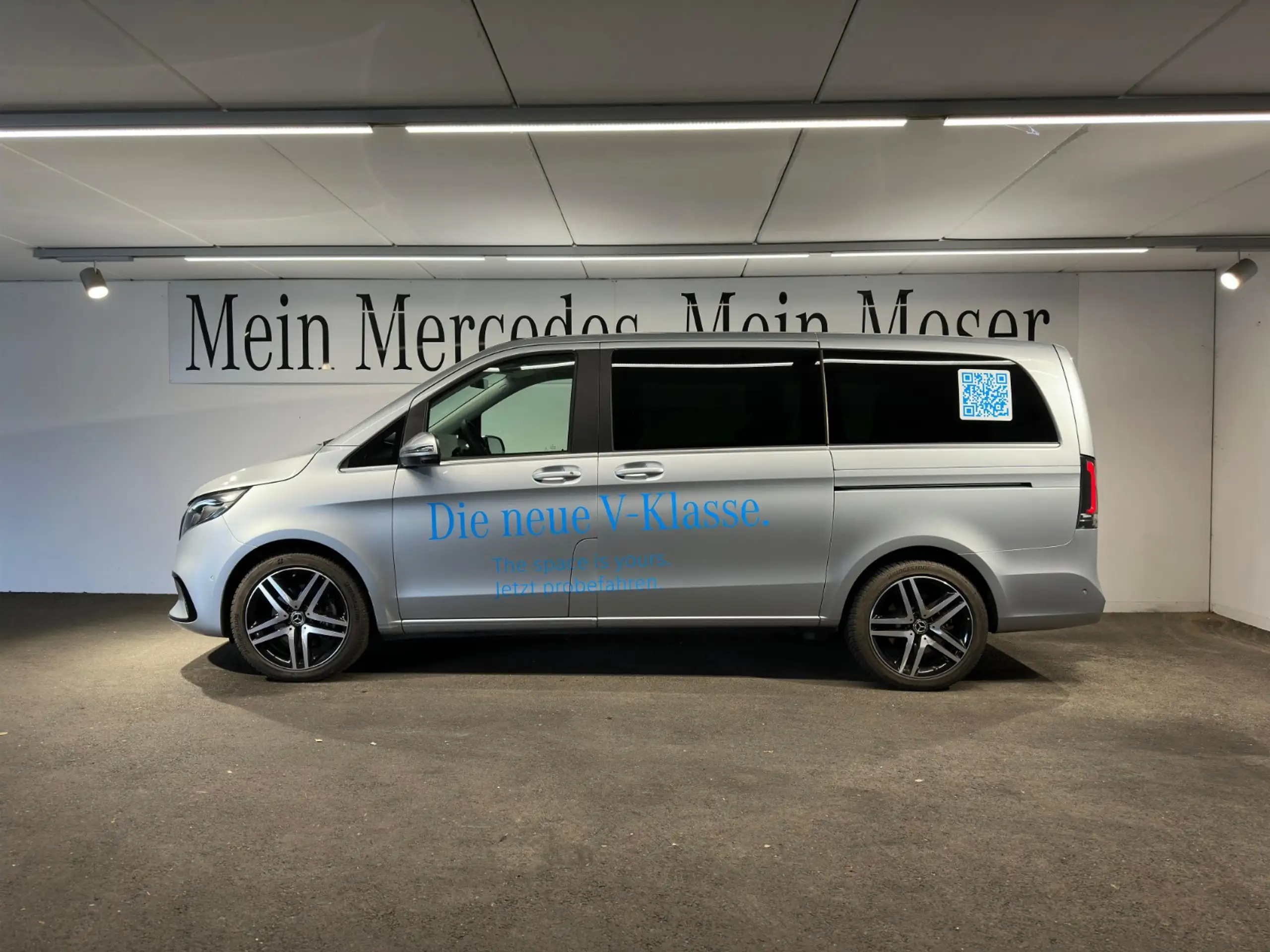 Mercedes-Benz - V 300