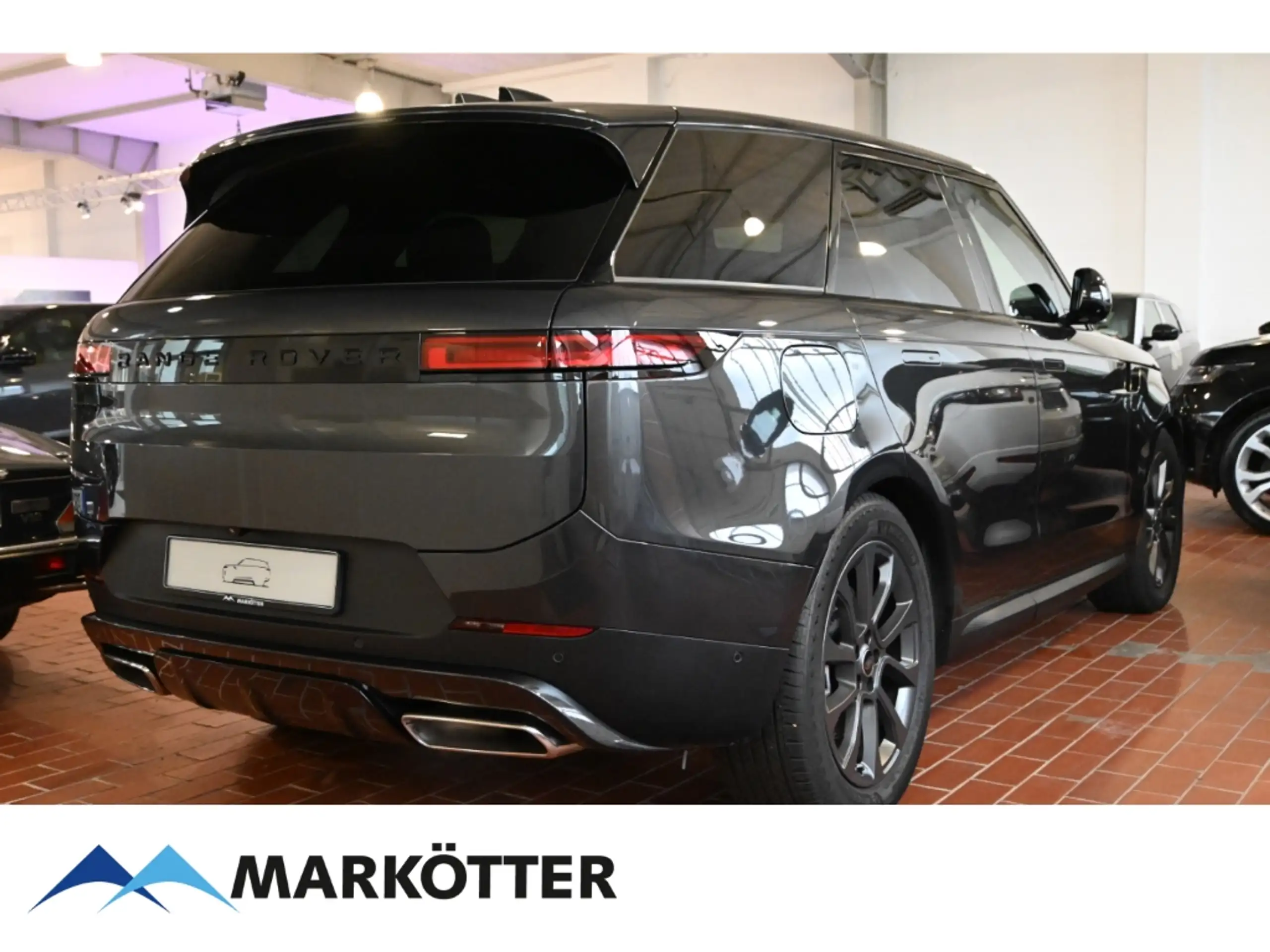 Land Rover - Range Rover Sport