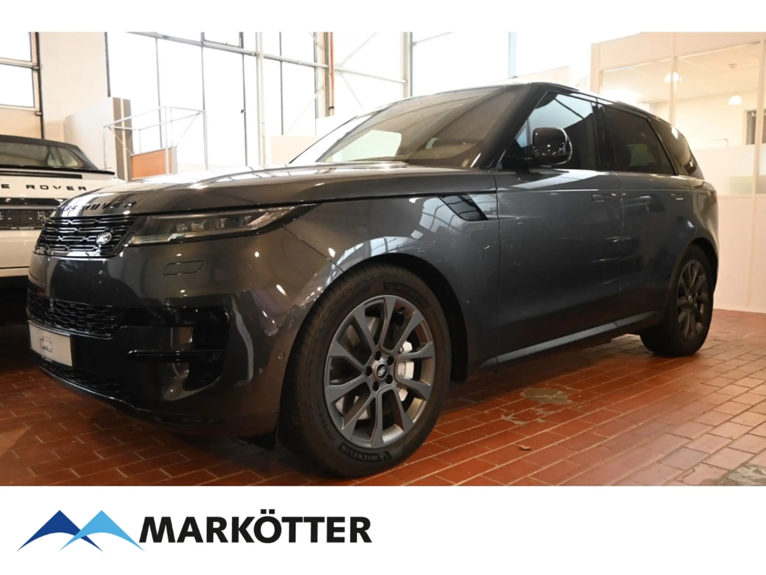 Land Rover - Range Rover Sport