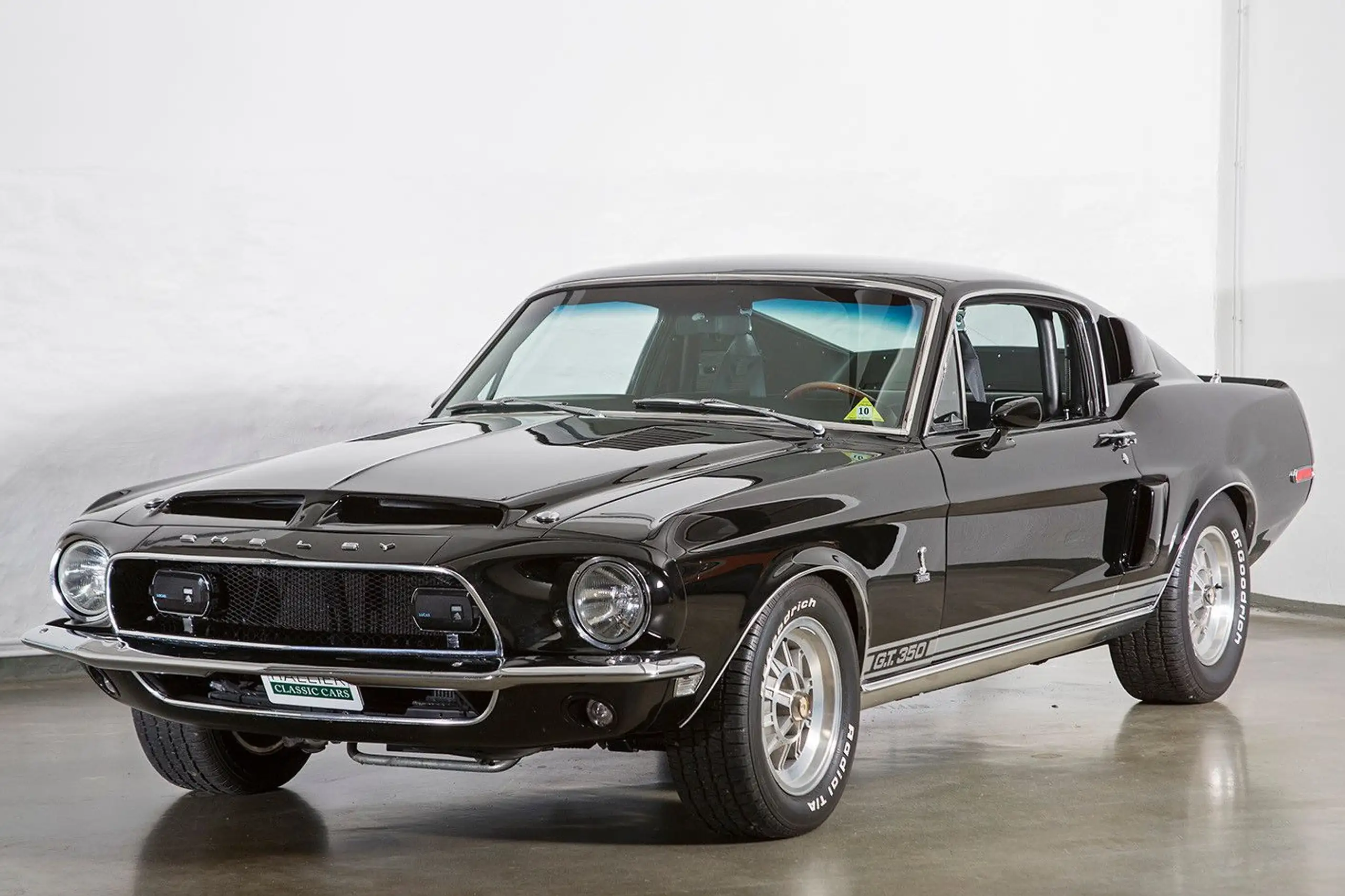 Ford - Mustang