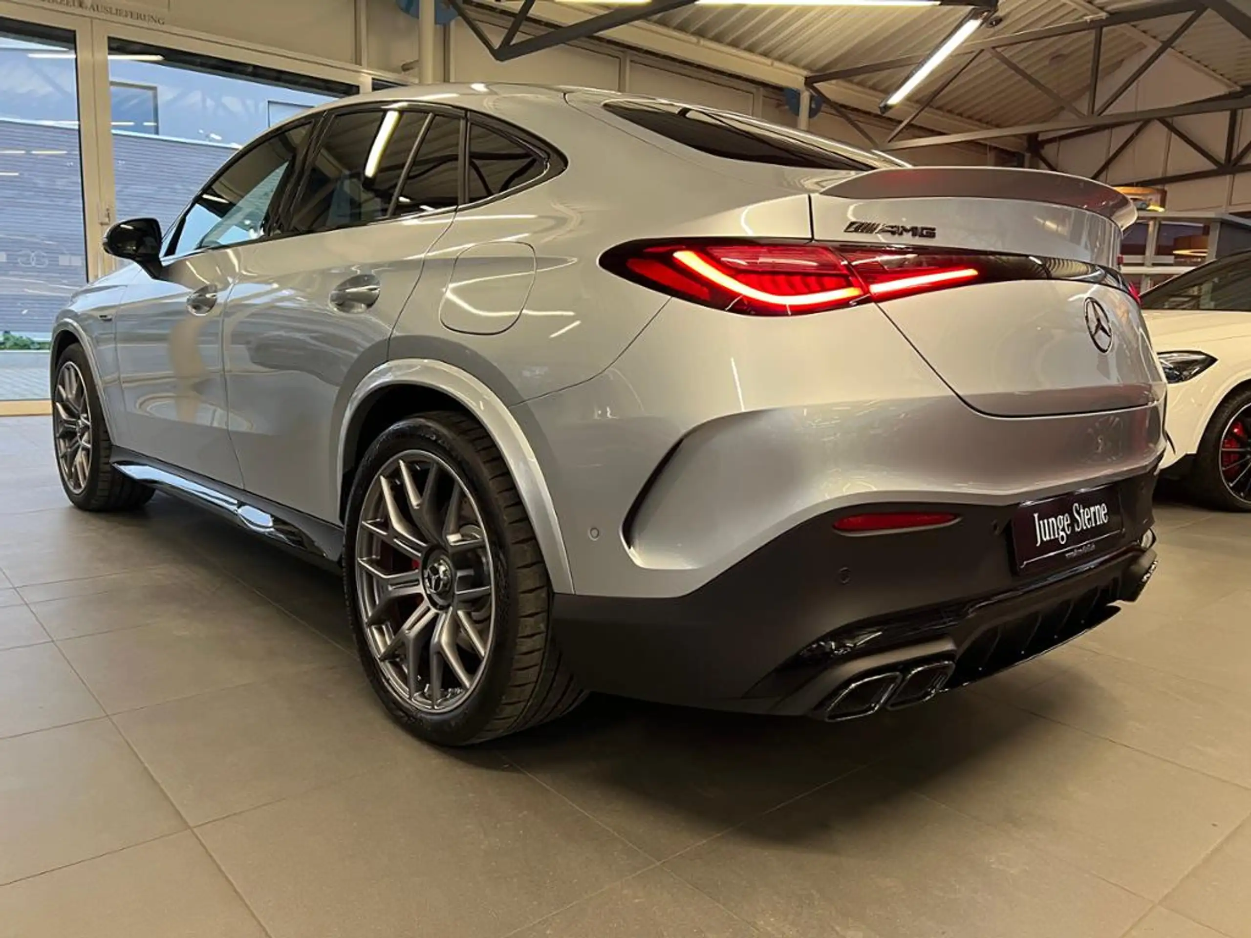 Mercedes-Benz - GLC 63 AMG