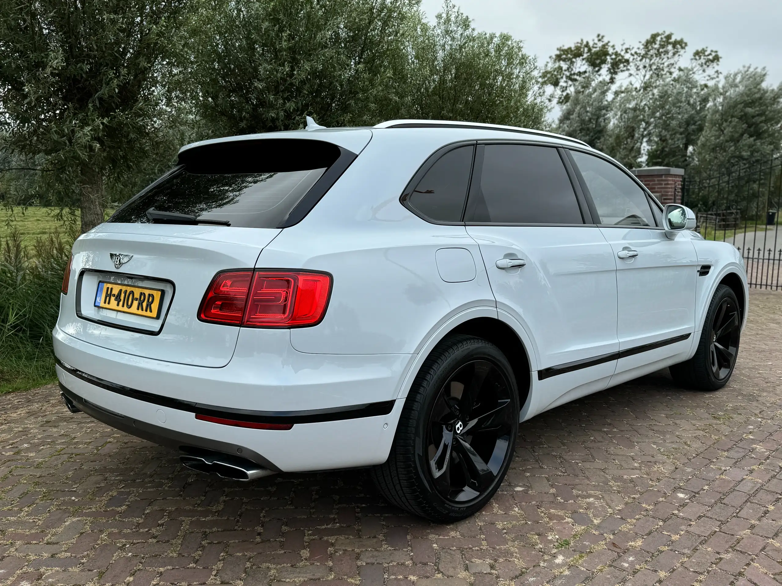 Bentley - Bentayga