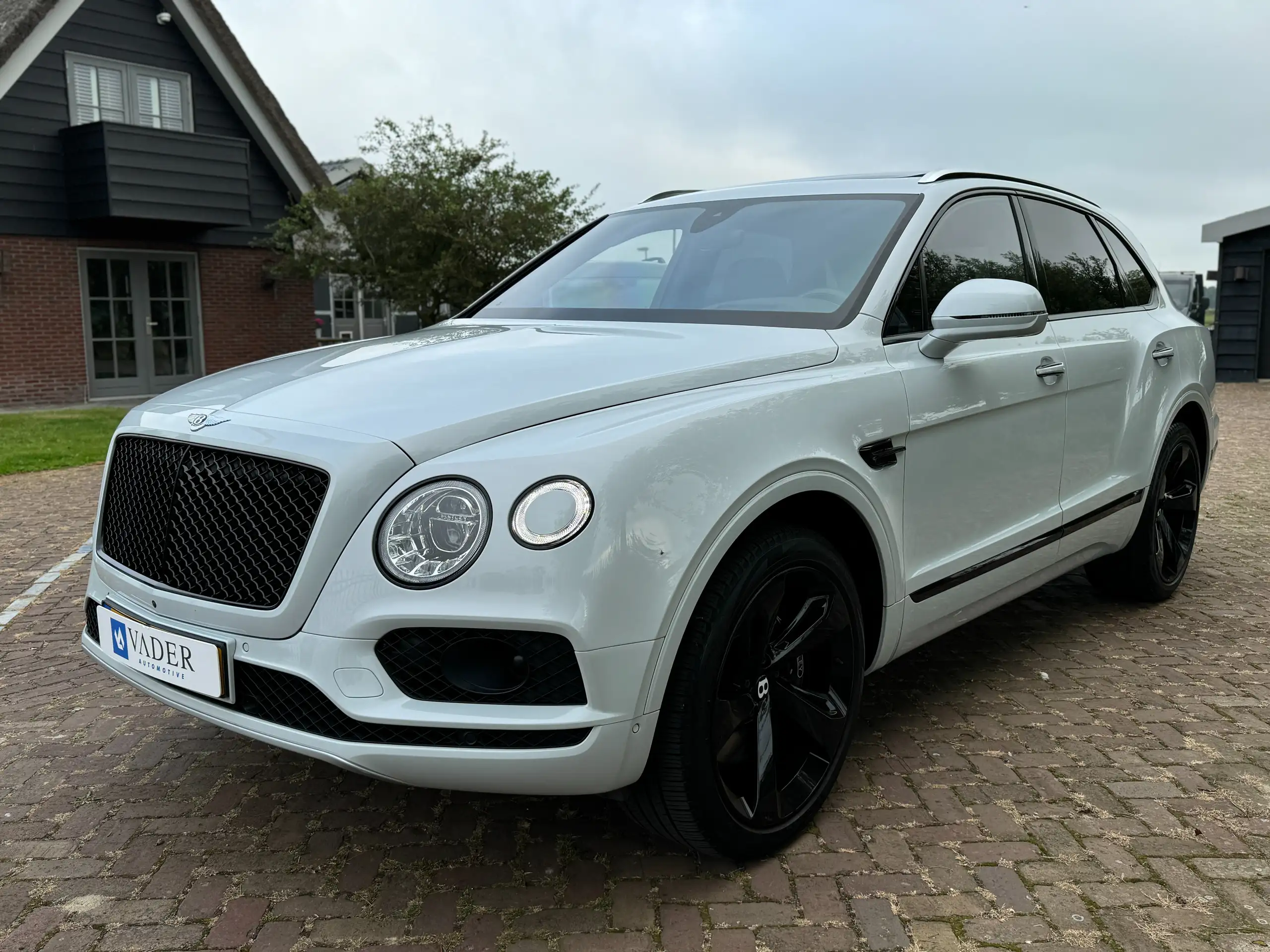 Bentley - Bentayga