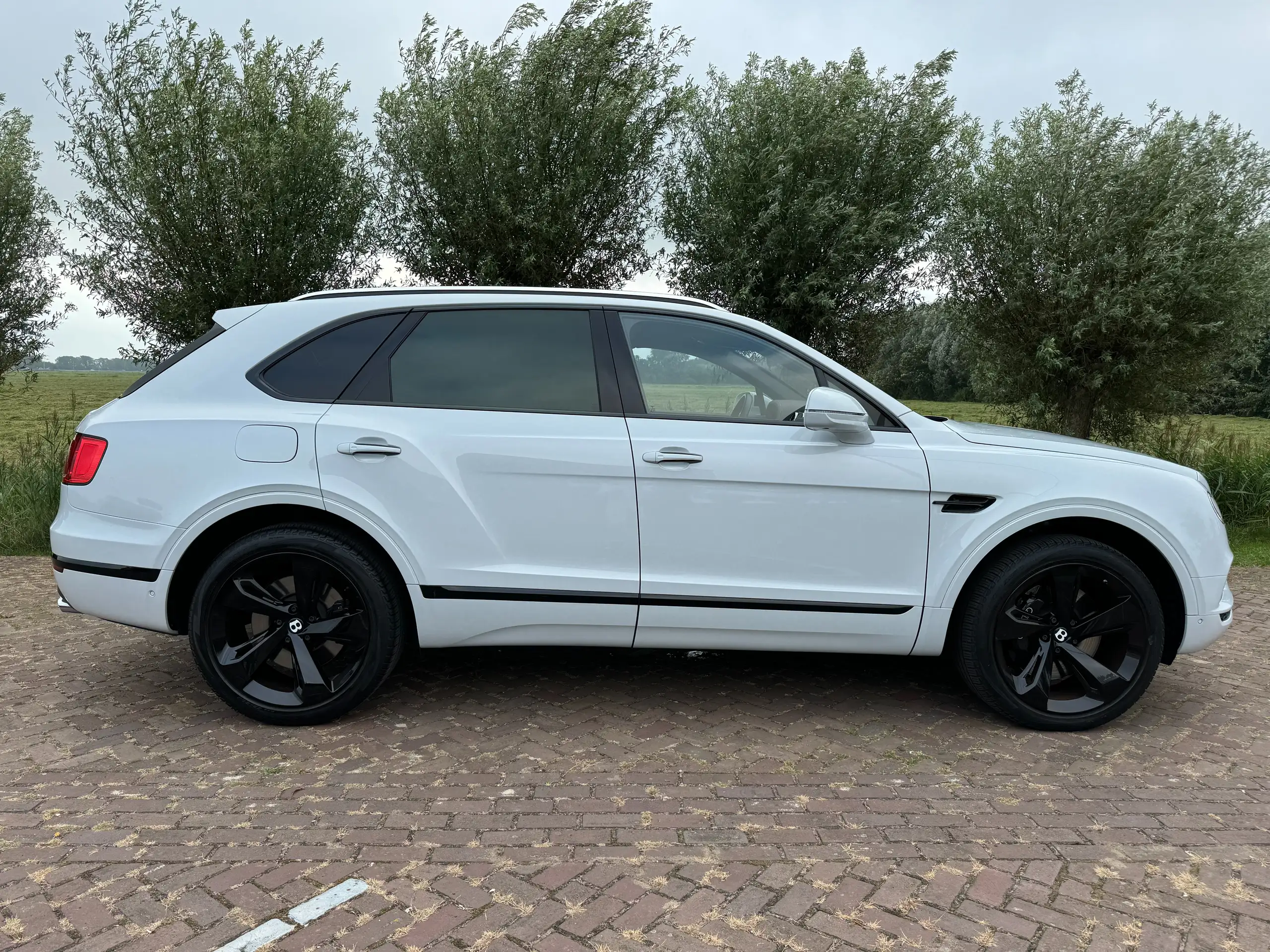 Bentley - Bentayga