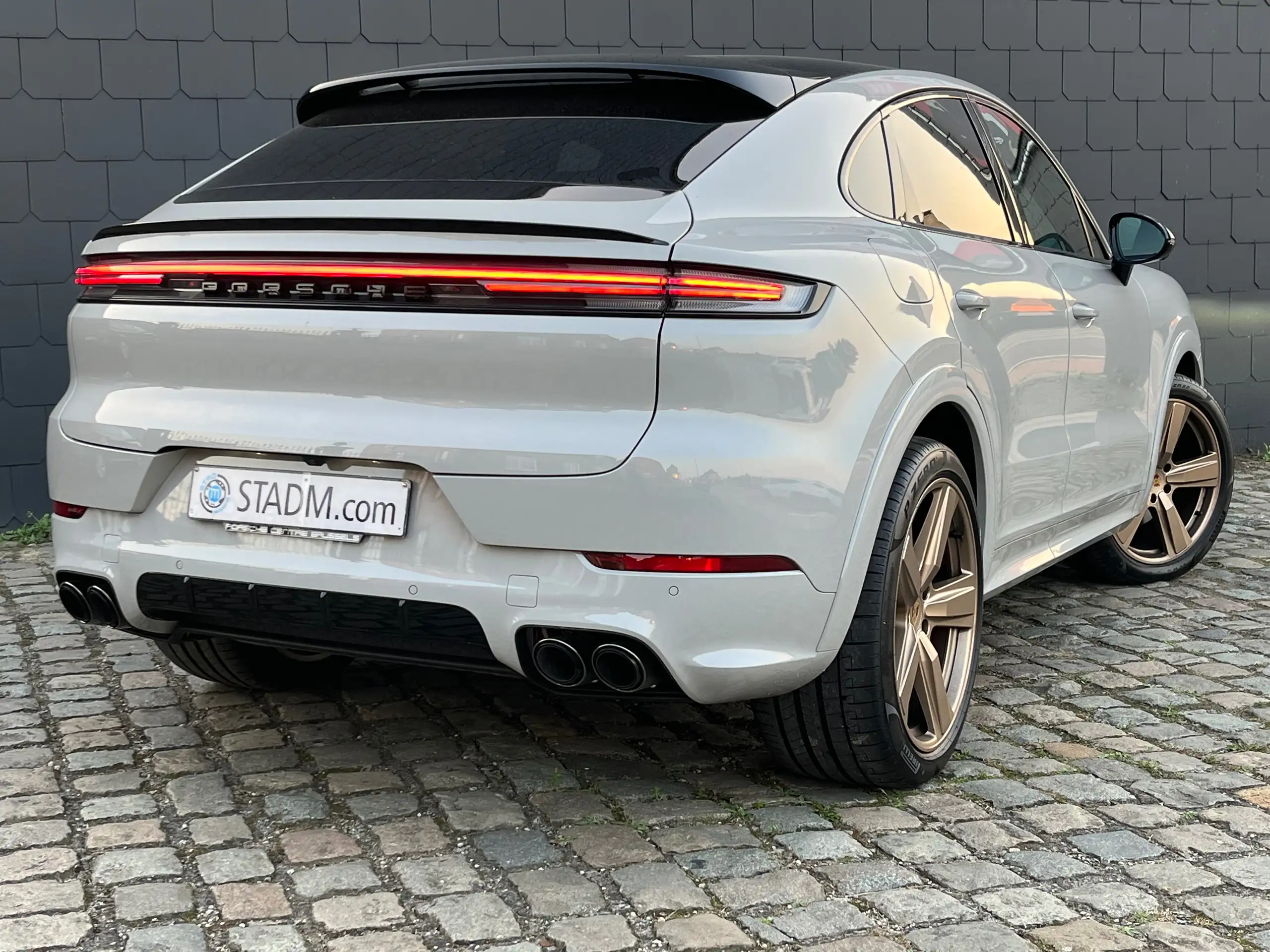 Porsche - Cayenne