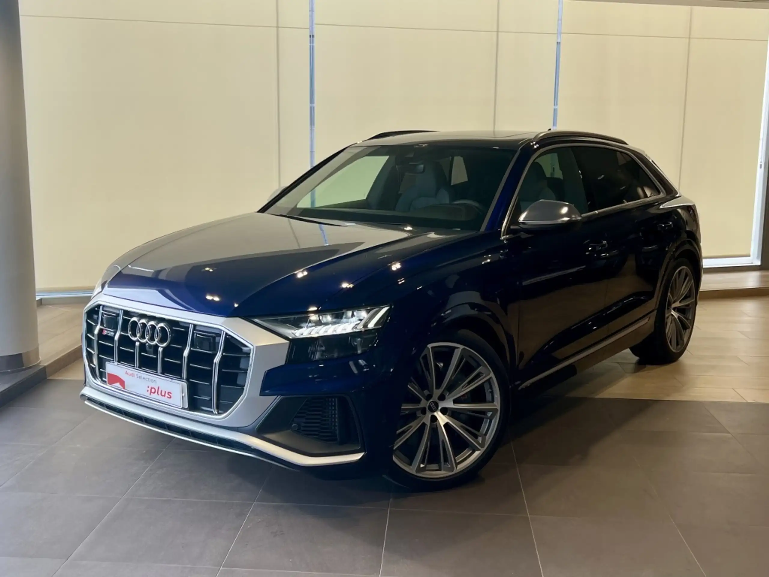 Audi - SQ8