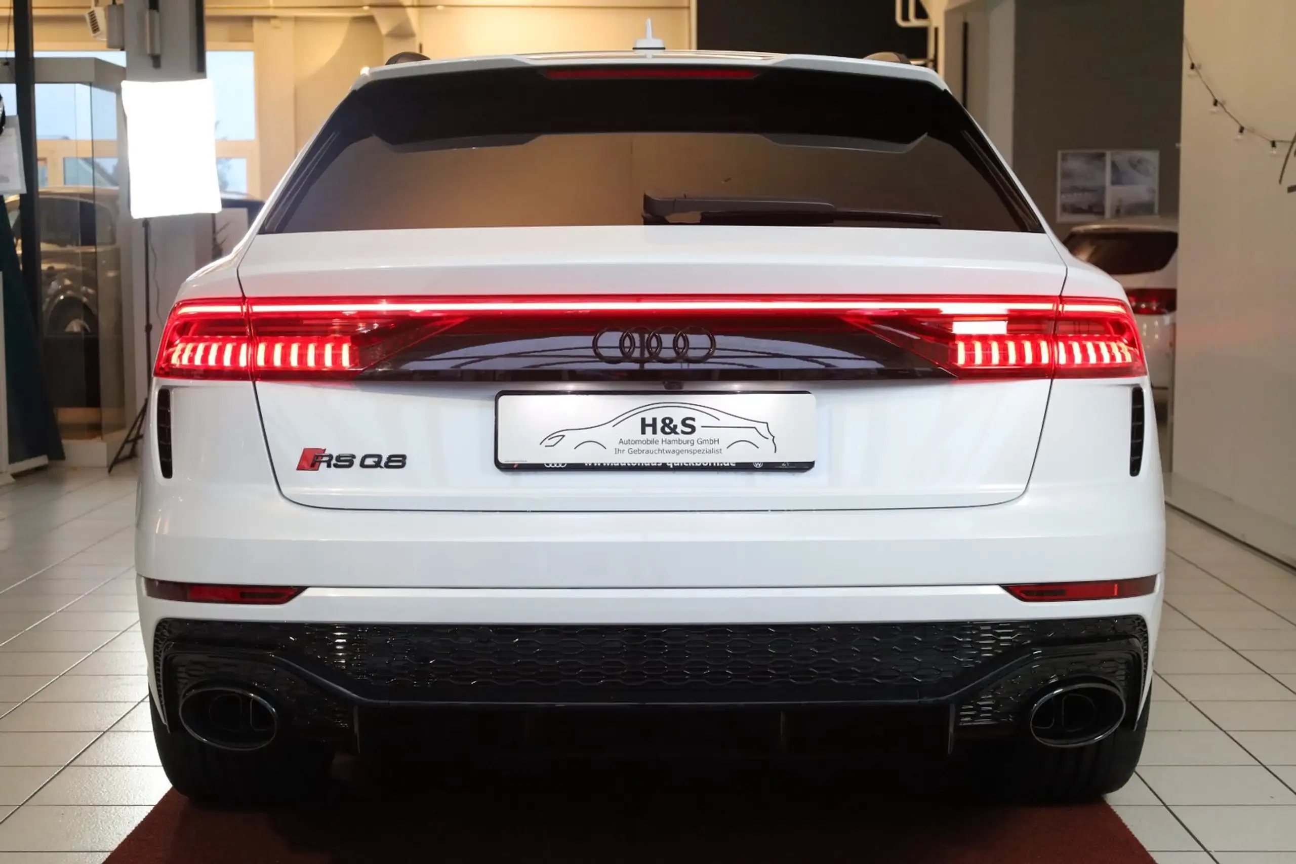 Audi - RS Q8