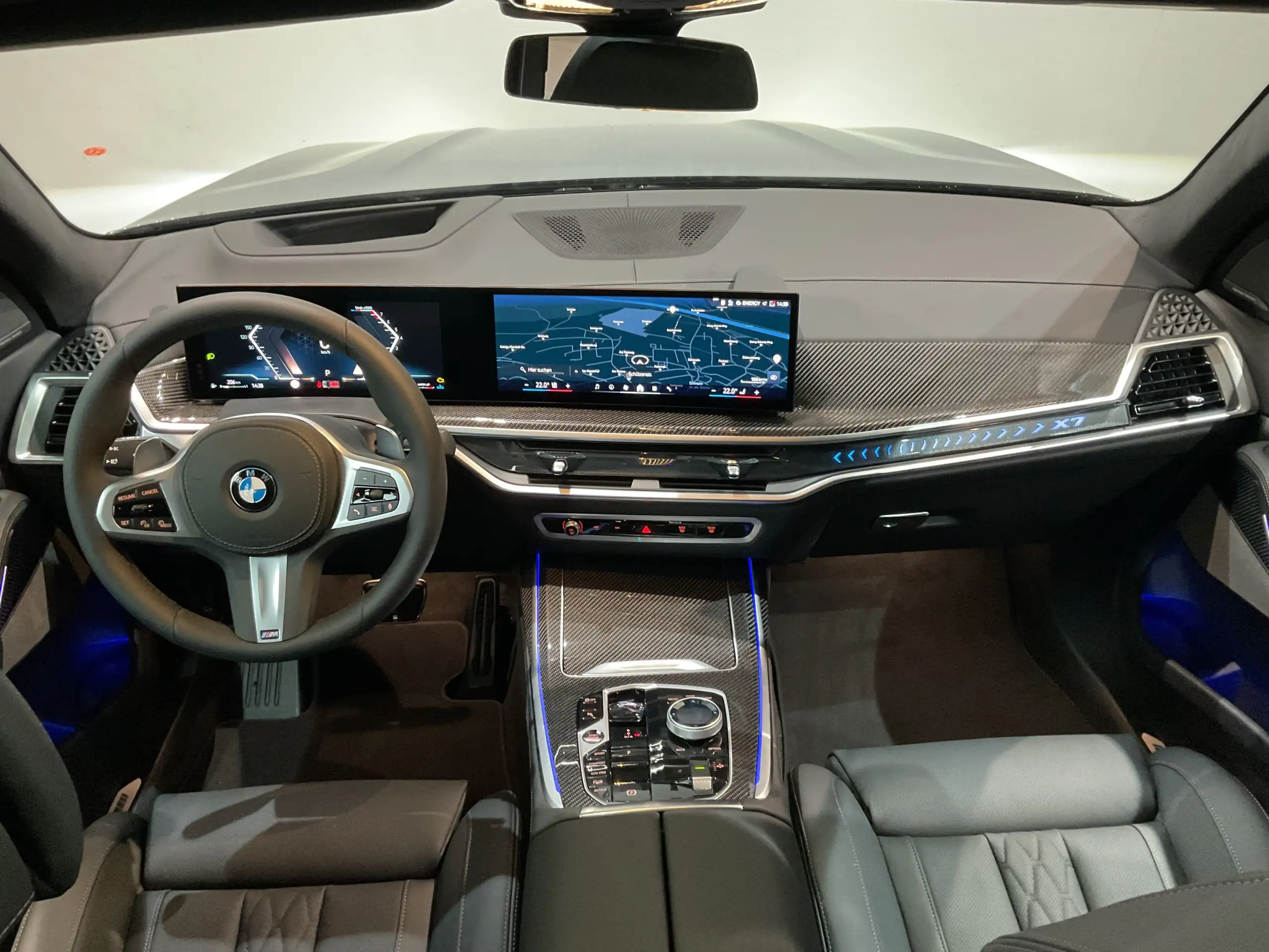 BMW - X7