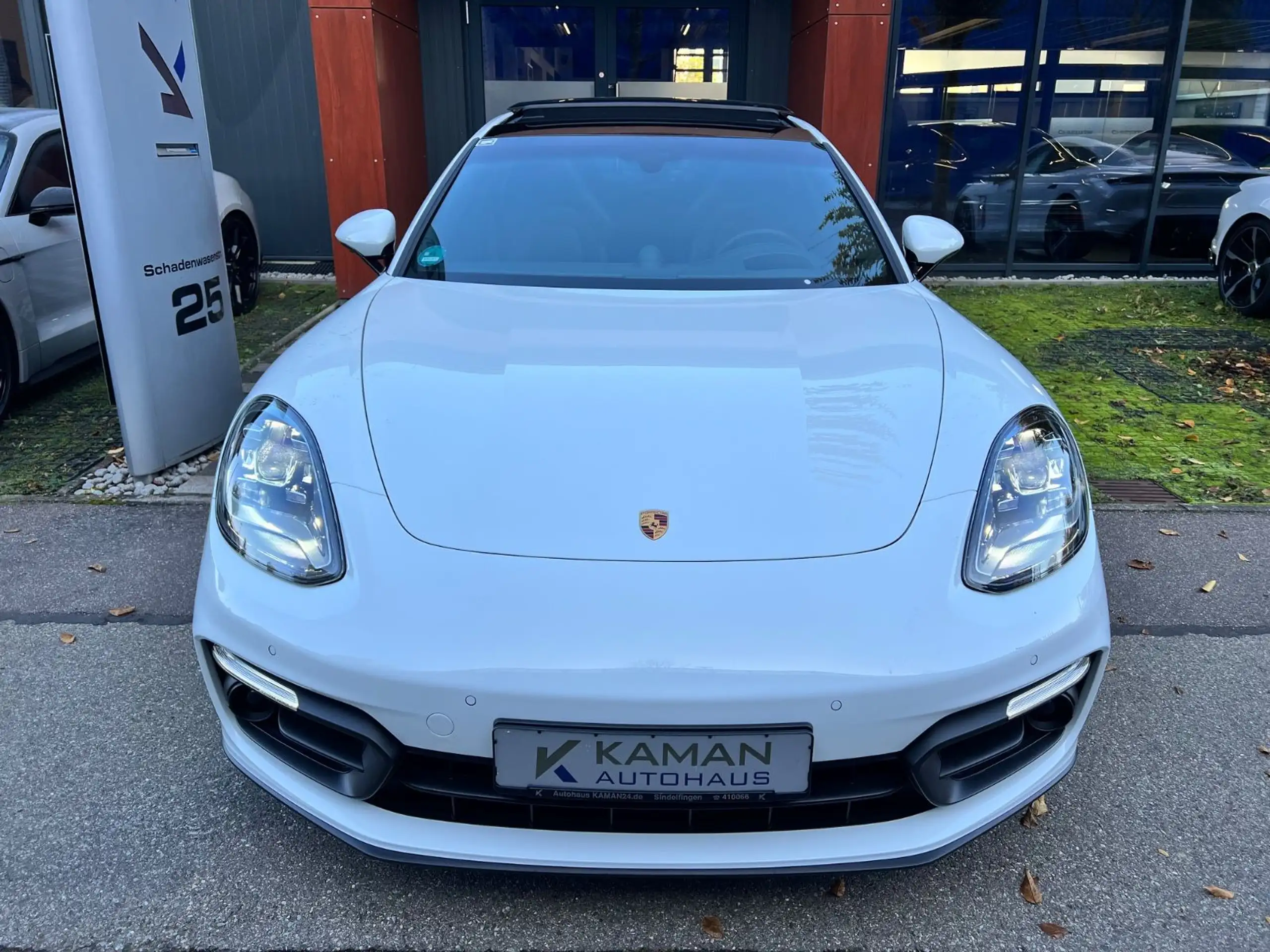 Porsche - Panamera