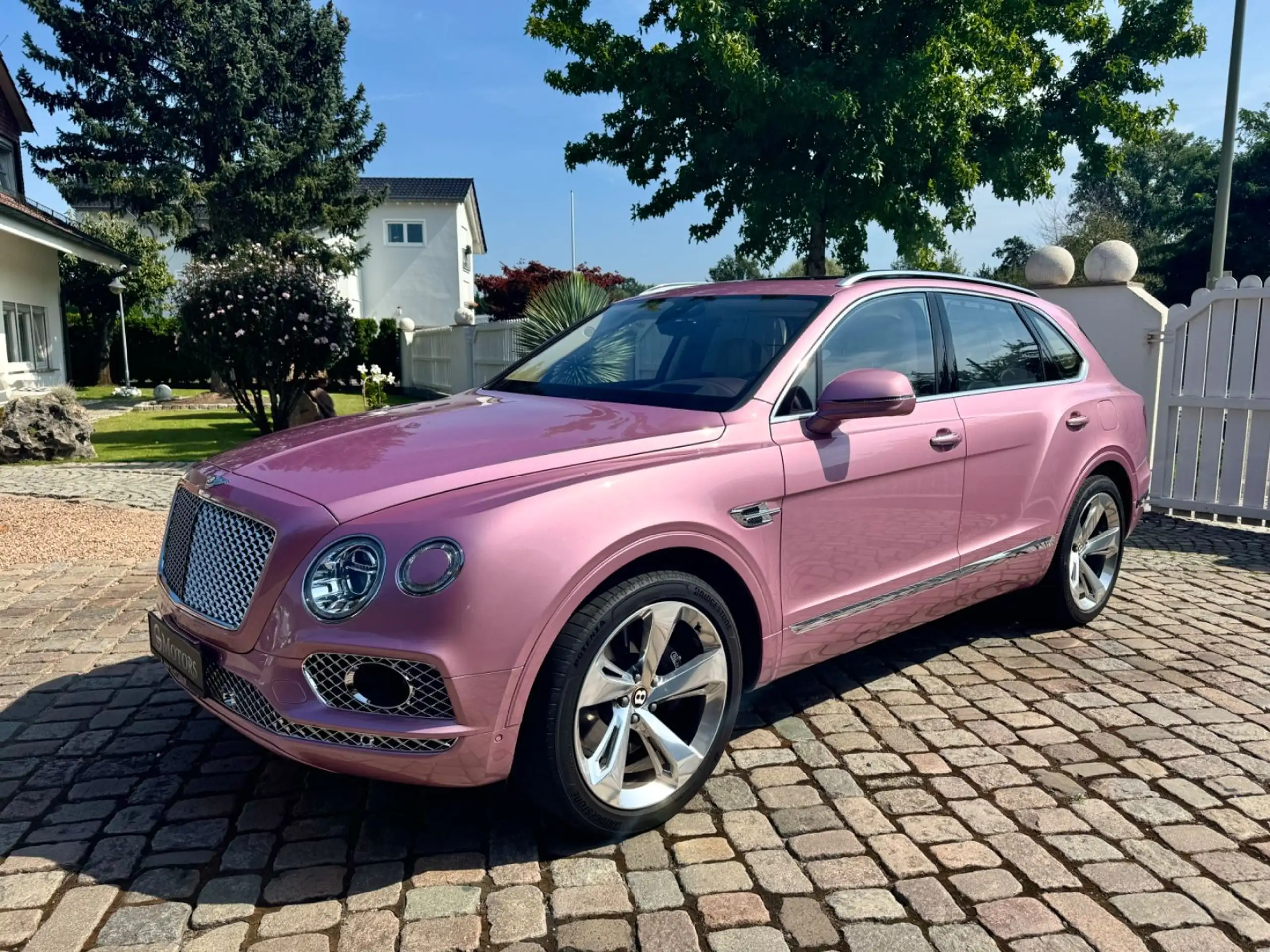 Bentley - Bentayga