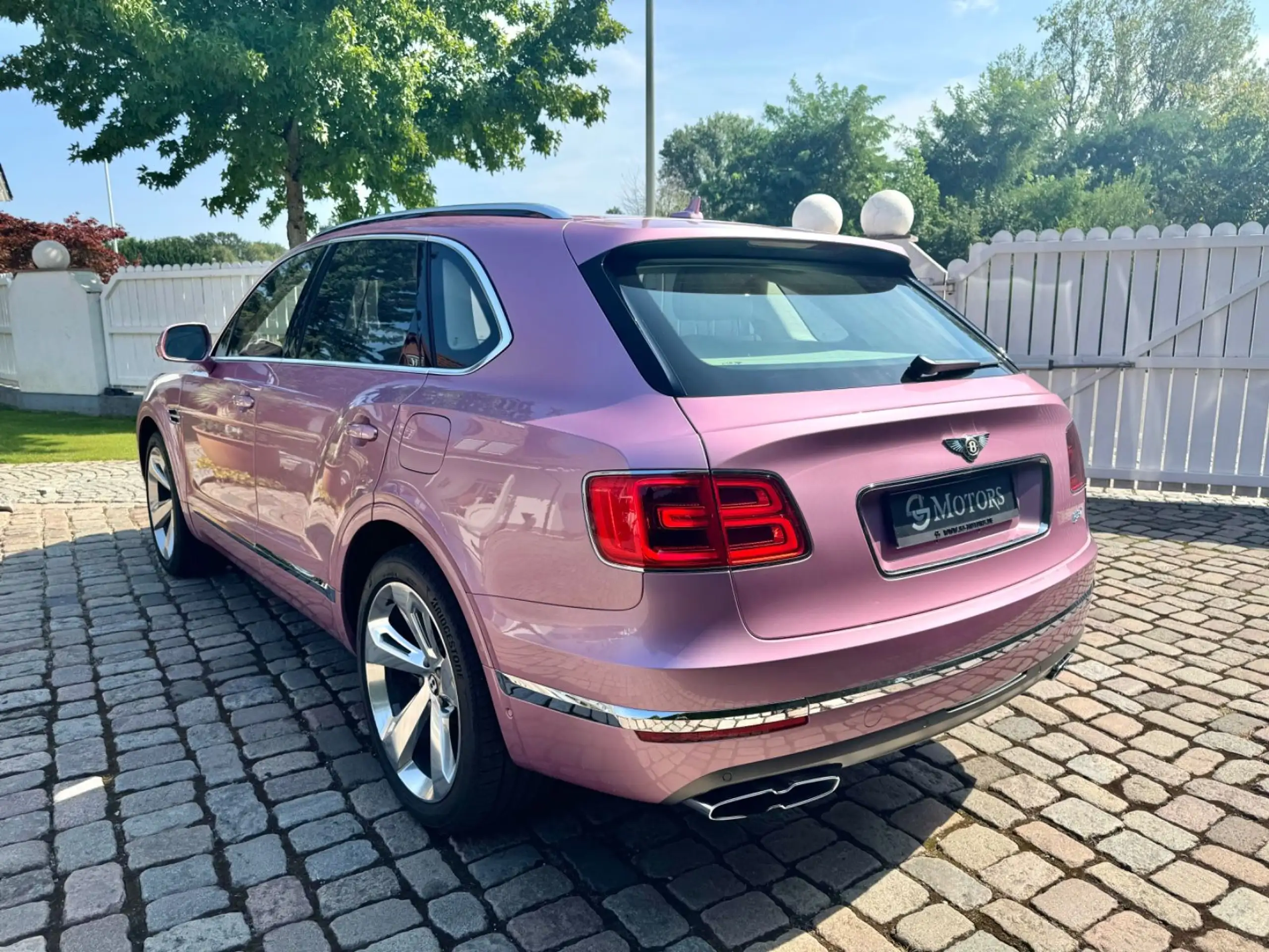 Bentley - Bentayga