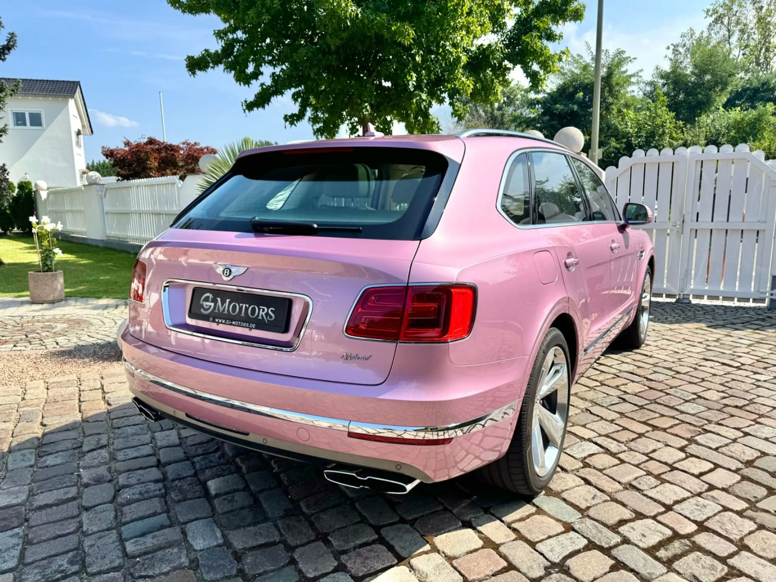 Bentley - Bentayga