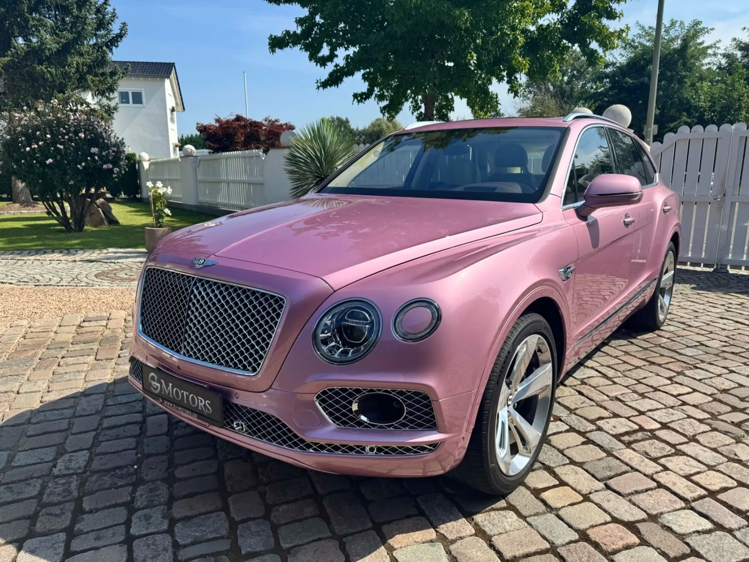 Bentley - Bentayga