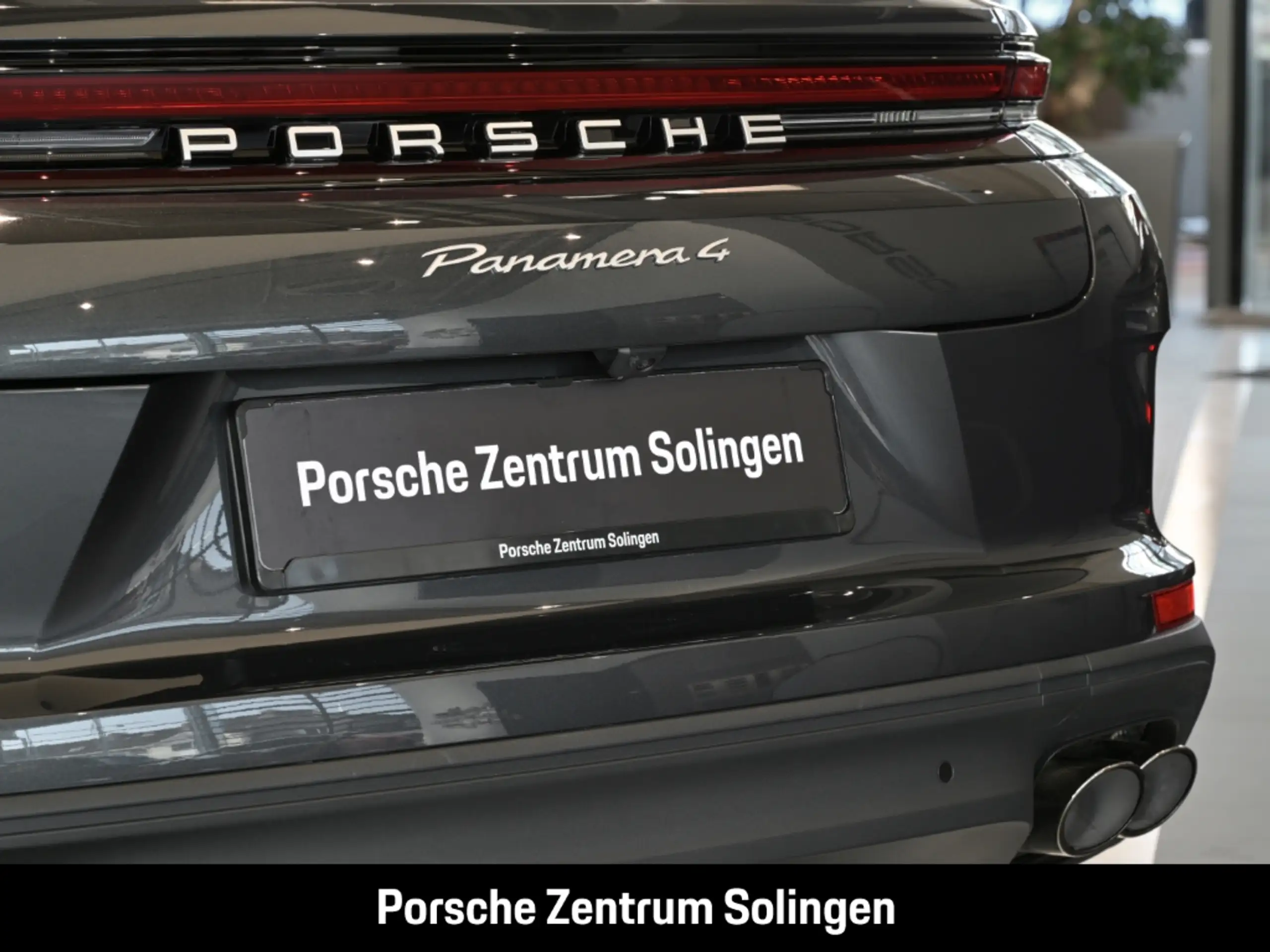 Porsche - Panamera