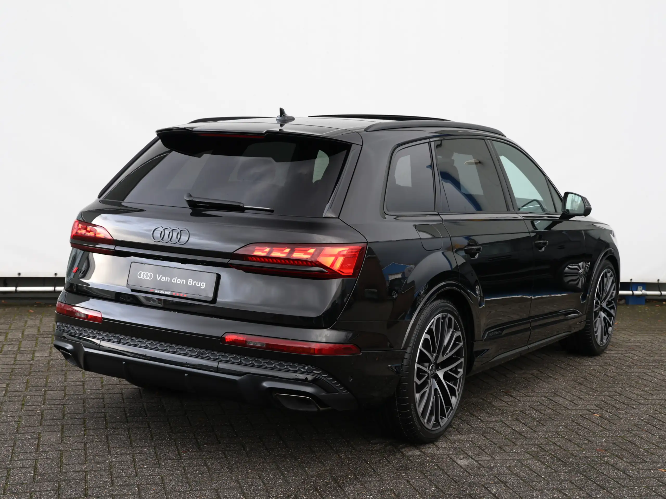 Audi - Q7