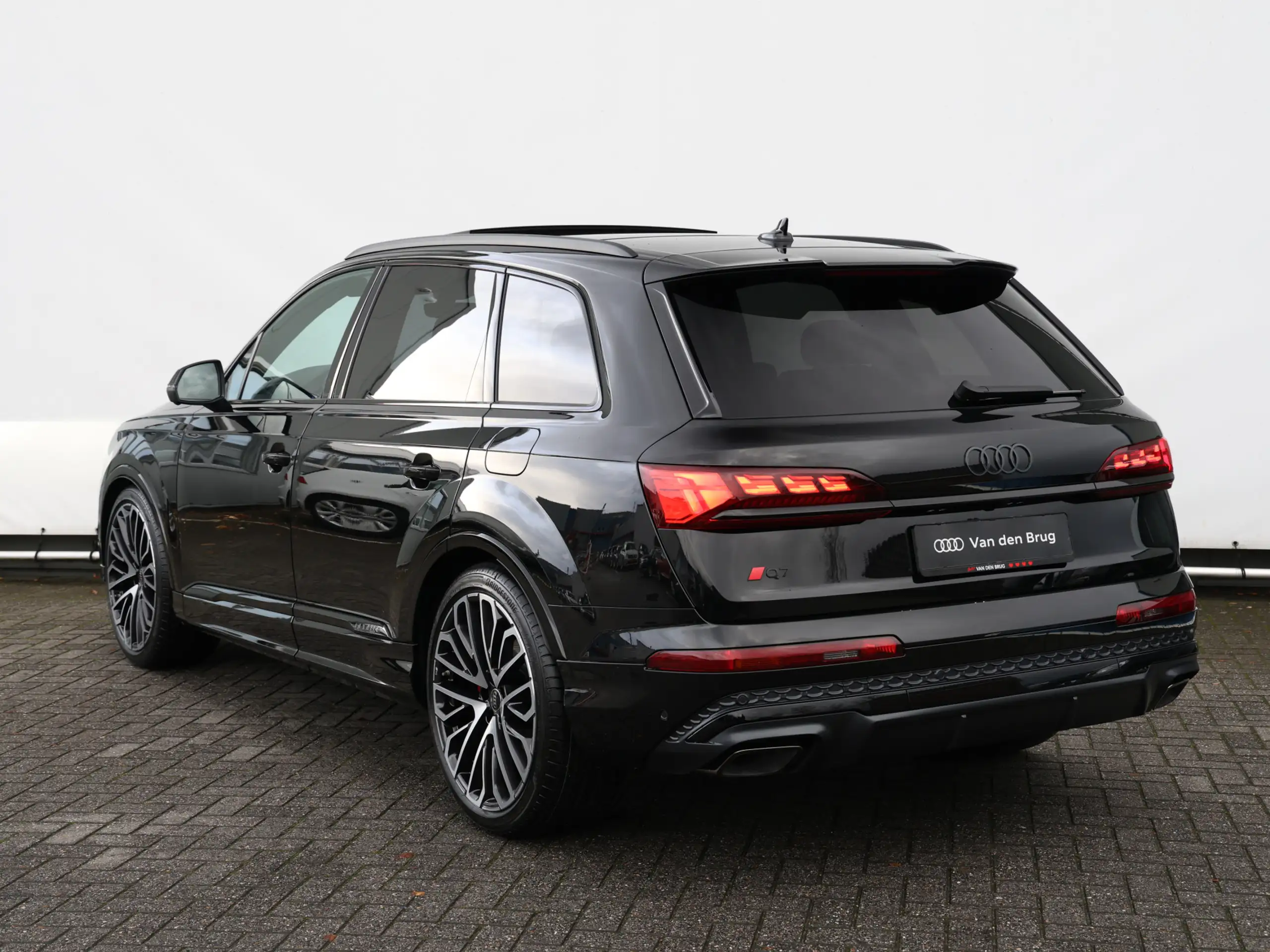 Audi - Q7