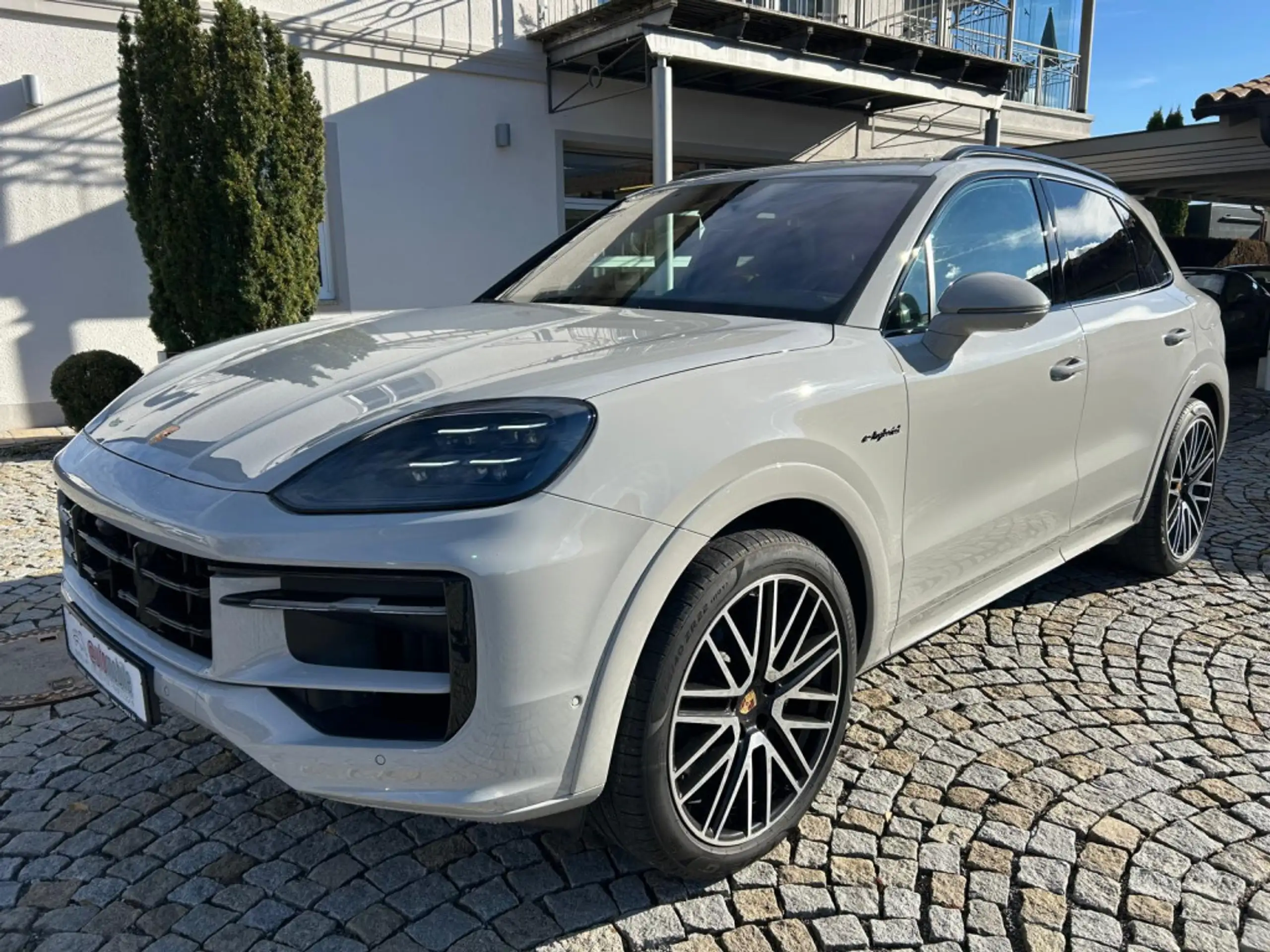 Porsche - Cayenne