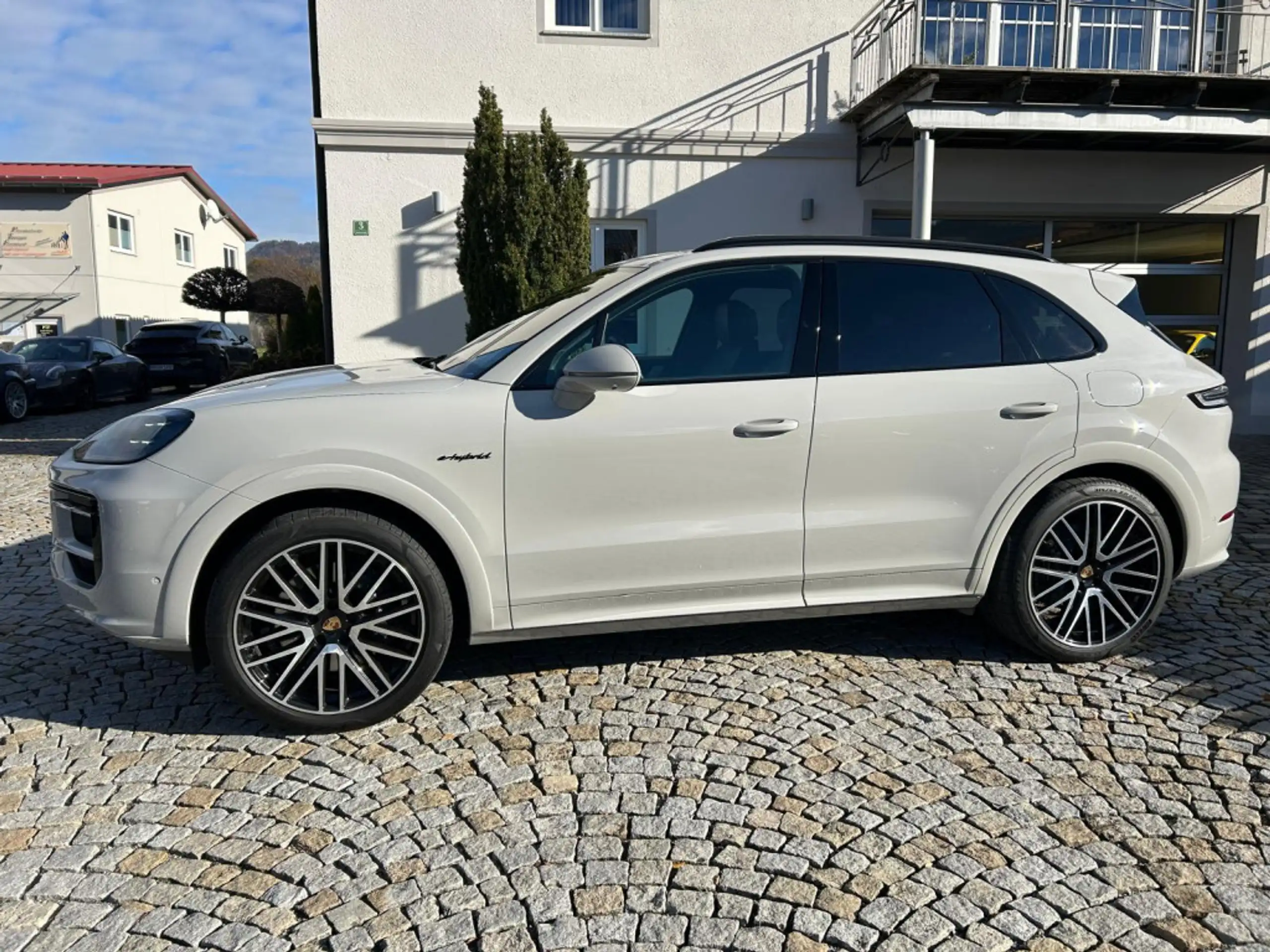 Porsche - Cayenne