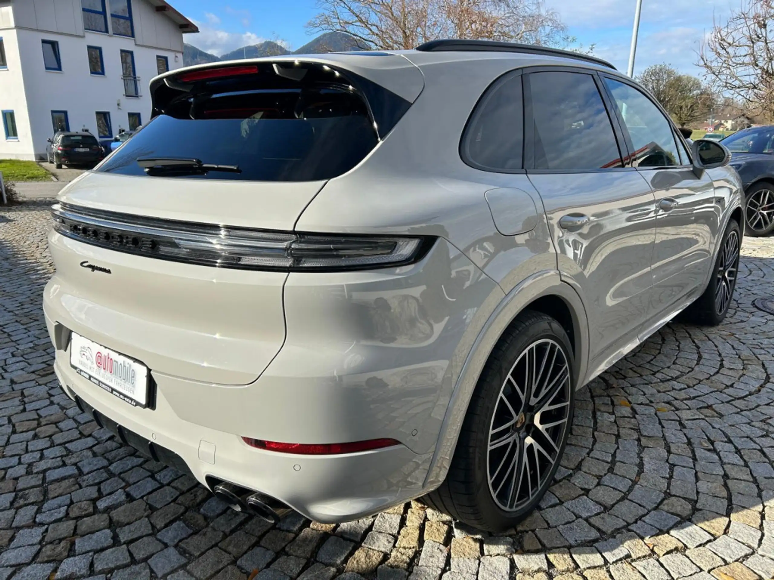 Porsche - Cayenne