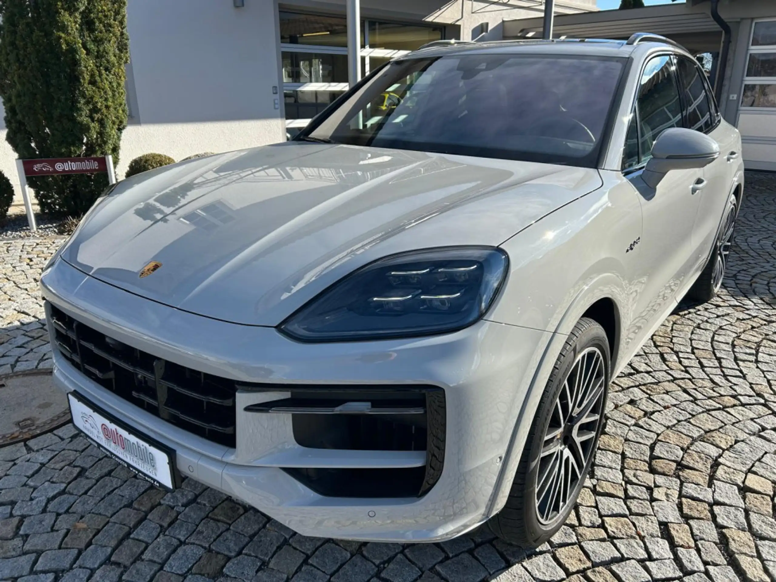 Porsche - Cayenne